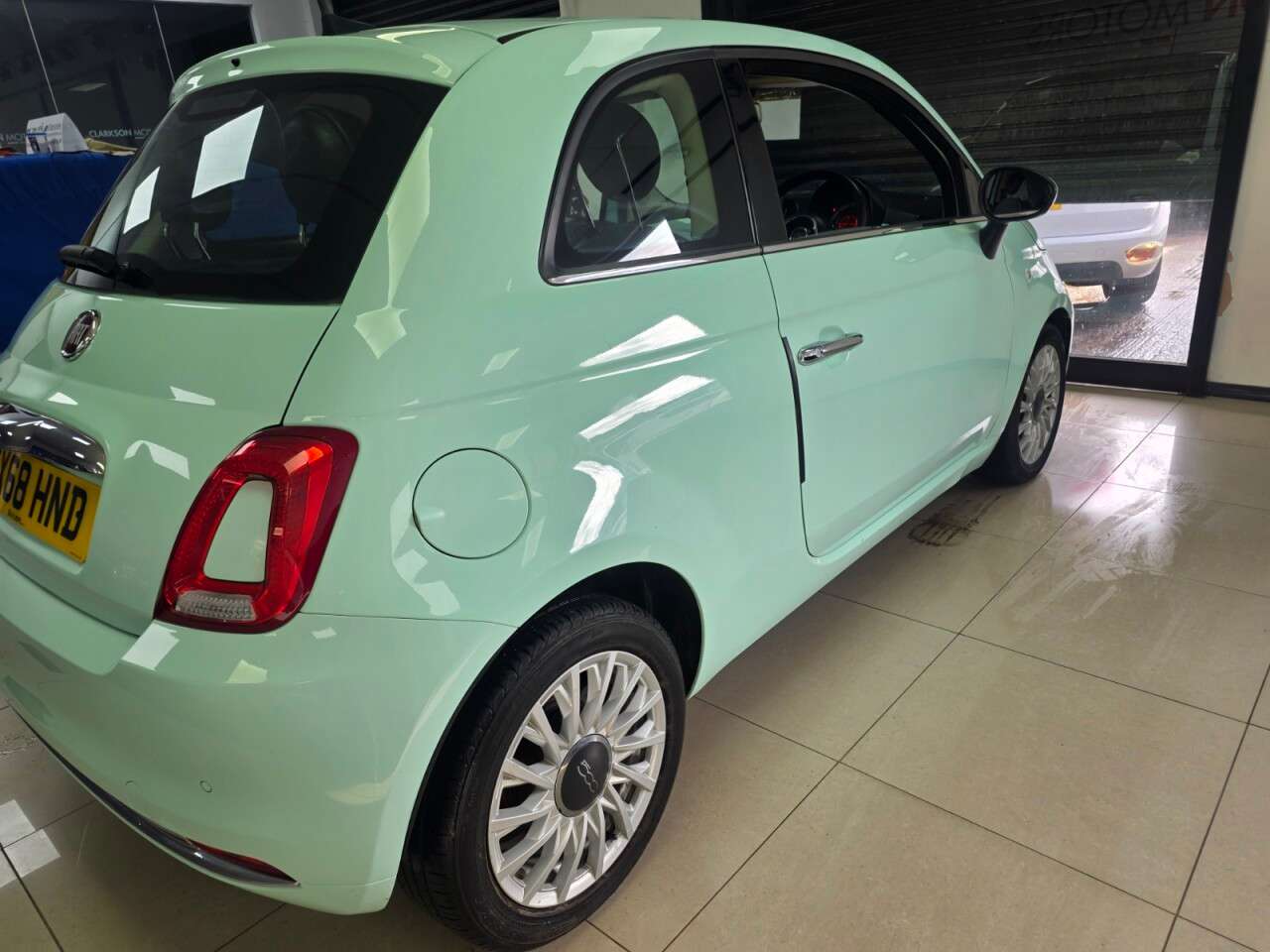 2018 FIAT 500 2018 FIAT 500