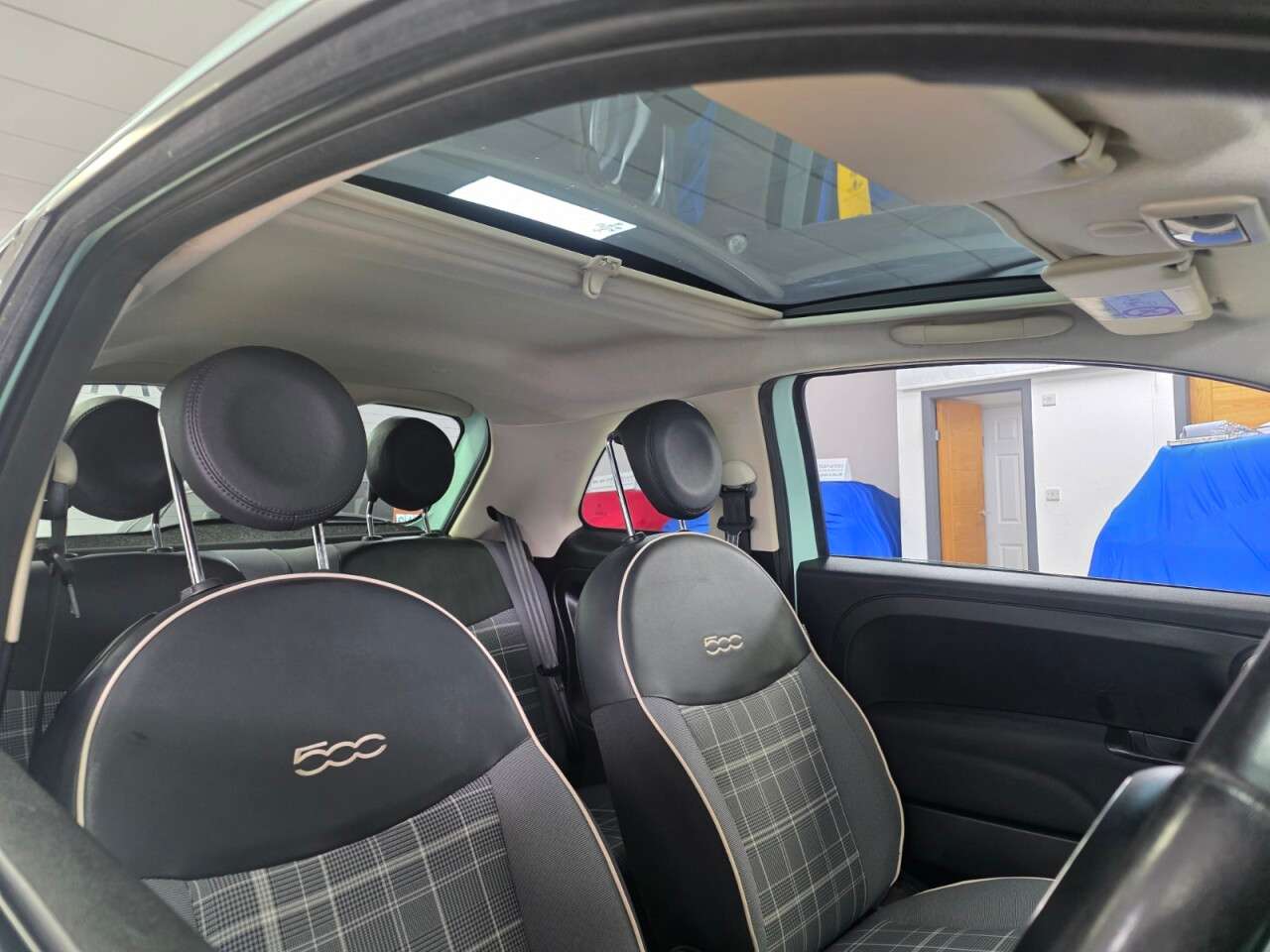 2018 FIAT 500 2018 FIAT 500