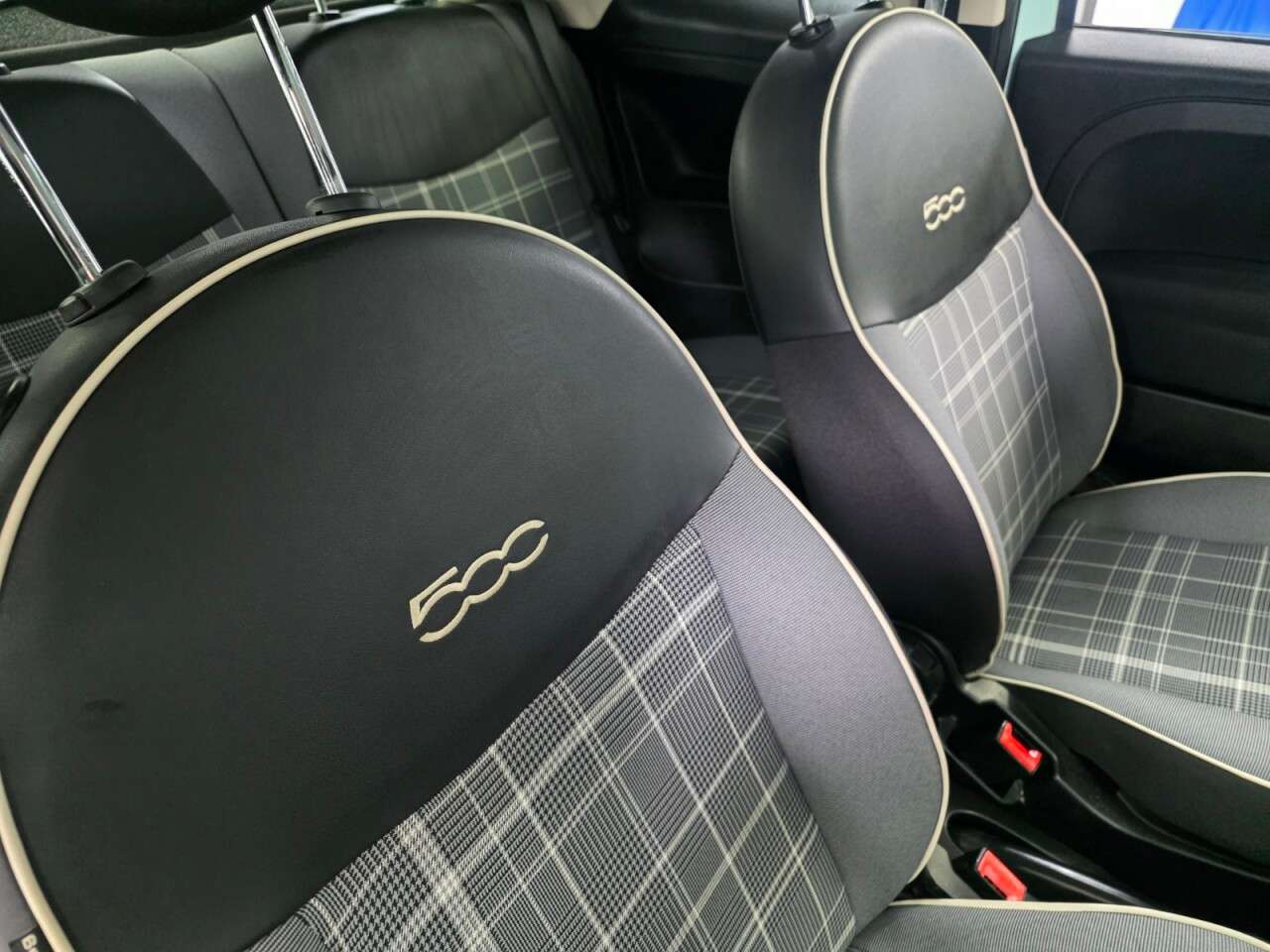 2018 FIAT 500 2018 FIAT 500