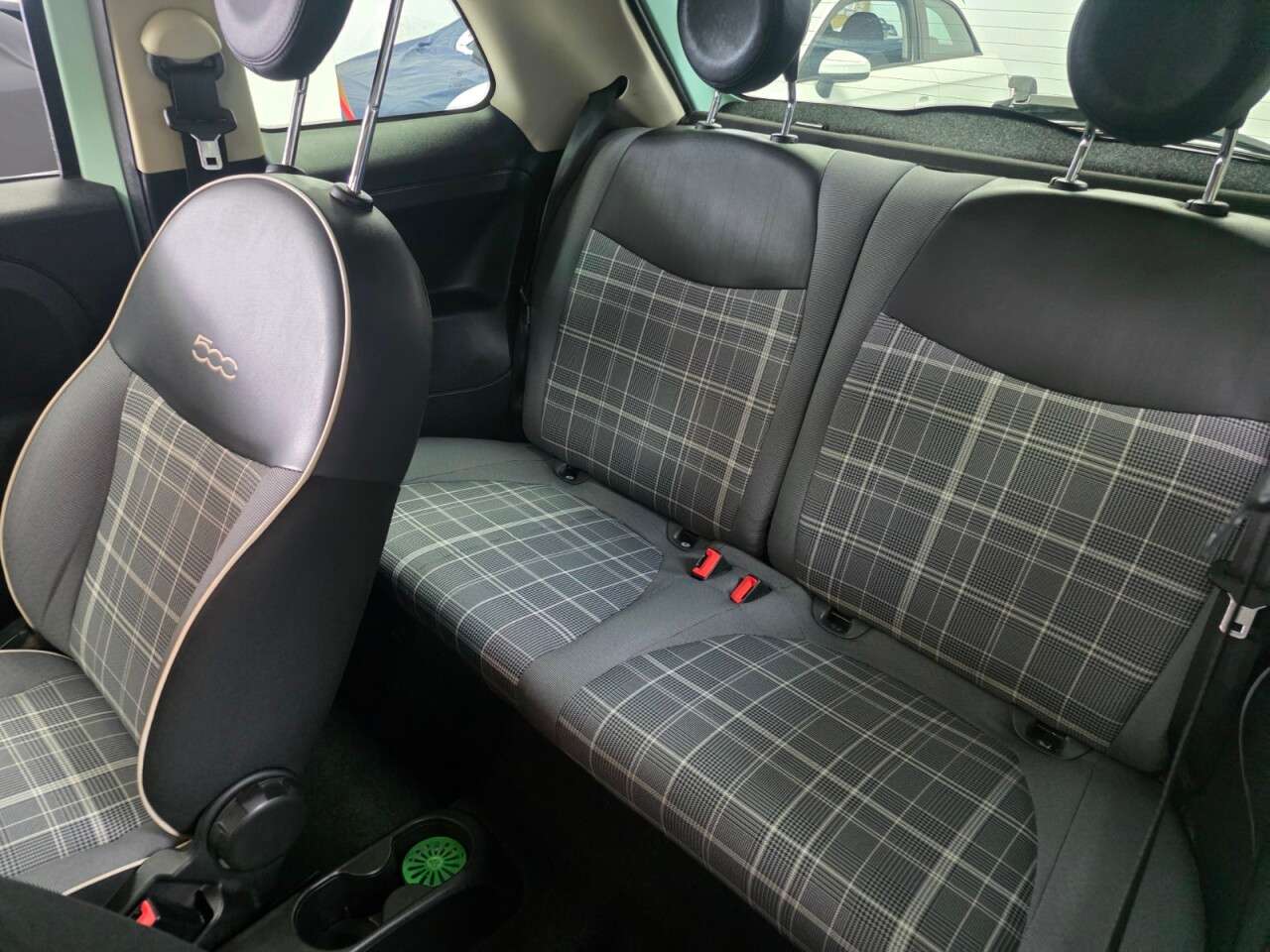 2018 FIAT 500 2018 FIAT 500