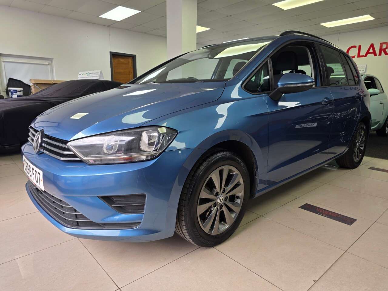 A 2016 VOLKSWAGEN GOLF SV 1.6 TDI BlueMotion Tech SE MPV 5dr Diesel Manual Euro 6+SERVICE HISTORY+6 S A 2016 VOLKSWAGEN GOLF SV 1.6 TDI BlueMotion Tech SE MPV 5dr Diesel Manual Euro 6+SERVICE HISTORY+6 S