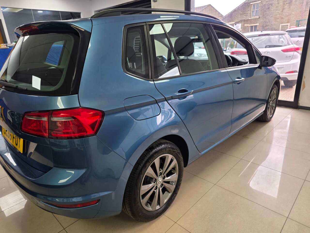 2016 VOLKSWAGEN GOLF SV 2016 VOLKSWAGEN GOLF SV