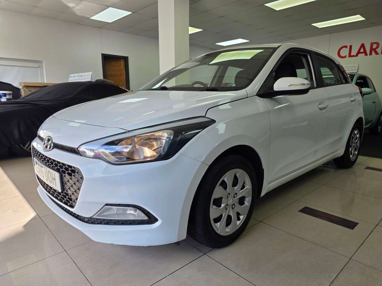 A 2015 HYUNDAI I20 1.2 Blue Drive S Air Hatchback 5dr Petrol Manual Euro 6 (s/s) SERVICE HISTO A 2015 HYUNDAI I20 1.2 Blue Drive S Air Hatchback 5dr Petrol Manual Euro 6 (s/s) SERVICE HISTO