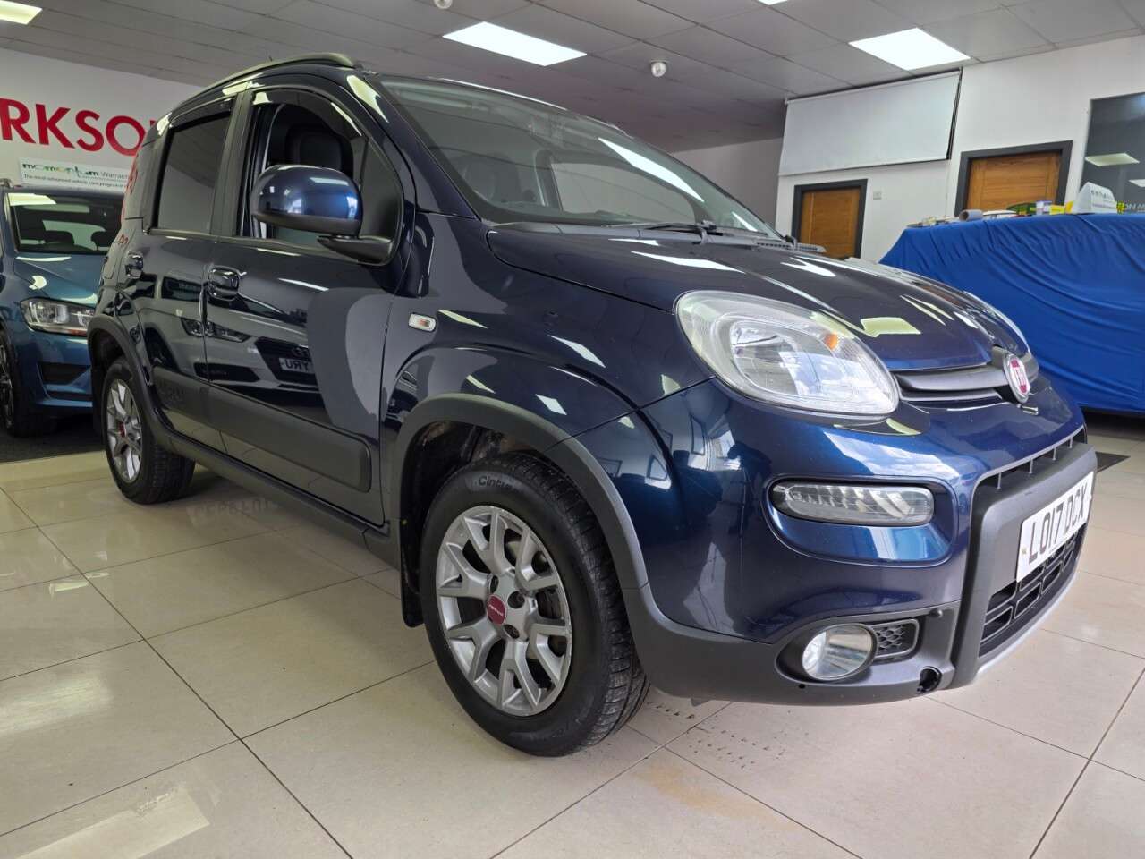 A 2017 FIAT PANDA 1.3 MultiJet 4x4 Hatchback 5dr Diesel Manual Euro 6+ SERVICE STAMPS+PARKING A 2017 FIAT PANDA 1.3 MultiJet 4x4 Hatchback 5dr Diesel Manual Euro 6+ SERVICE STAMPS+PARKING