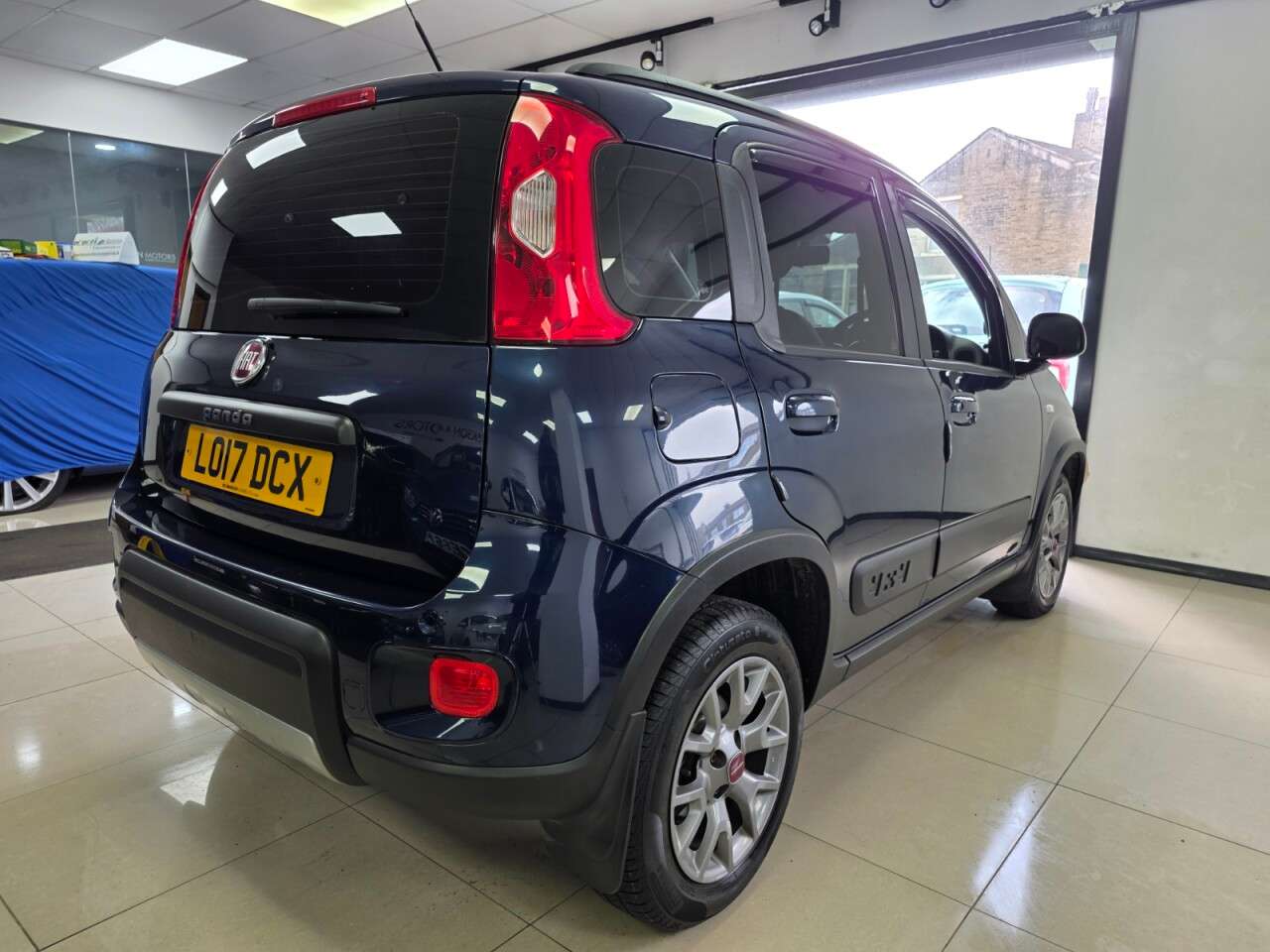 A 2017 FIAT PANDA 1.3 MultiJet 4x4 Hatchback 5dr Diesel Manual Euro 6+ SERVICE STAMPS+PARKING A 2017 FIAT PANDA 1.3 MultiJet 4x4 Hatchback 5dr Diesel Manual Euro 6+ SERVICE STAMPS+PARKING