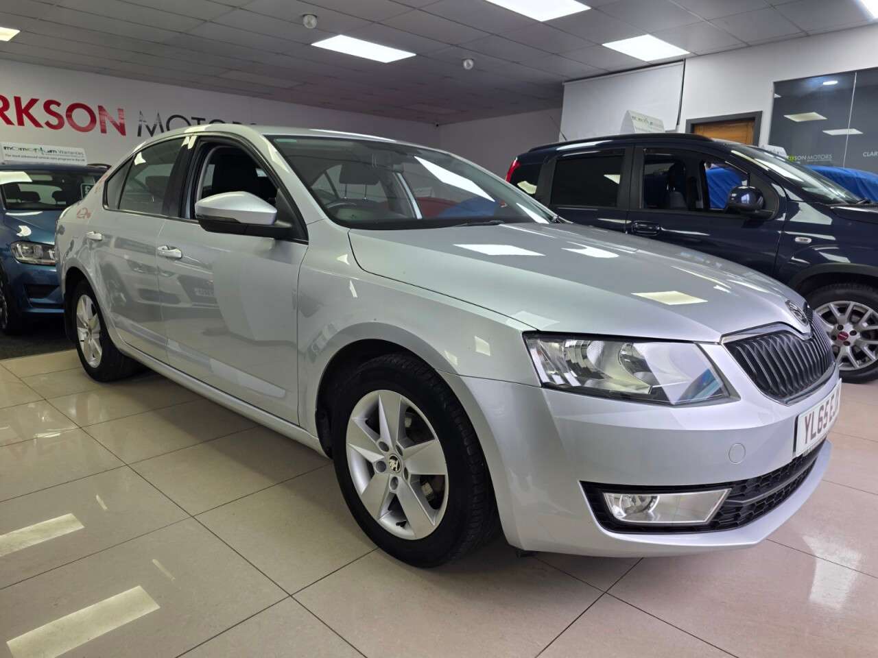 A 2015 SKODA OCTAVIA 1.6 TDI SE Hatchback 5dr Diesel DSG Euro 6+SERVICE HISTORY+CAMBELT CHANGED+ A 2015 SKODA OCTAVIA 1.6 TDI SE Hatchback 5dr Diesel DSG Euro 6+SERVICE HISTORY+CAMBELT CHANGED+