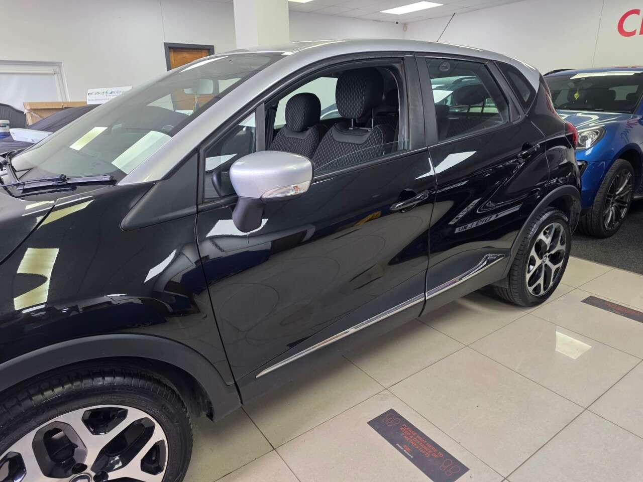 2017 RENAULT CAPTUR 2017 RENAULT CAPTUR