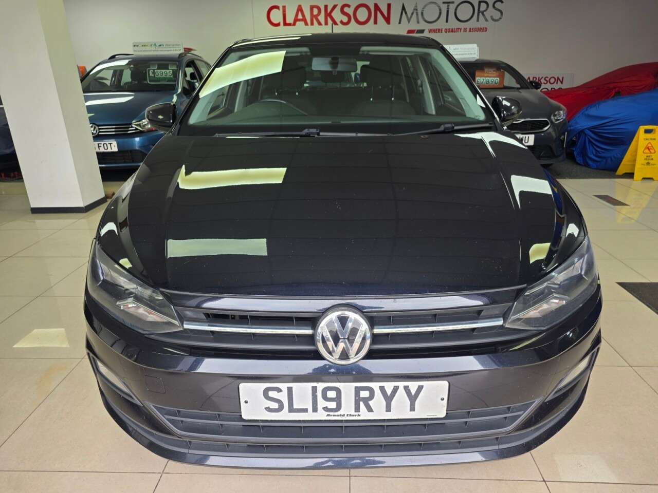 2019 VOLKSWAGEN POLO 2019 VOLKSWAGEN POLO