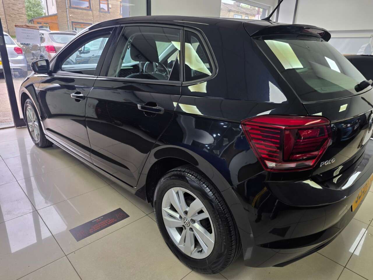 2019 VOLKSWAGEN POLO 2019 VOLKSWAGEN POLO