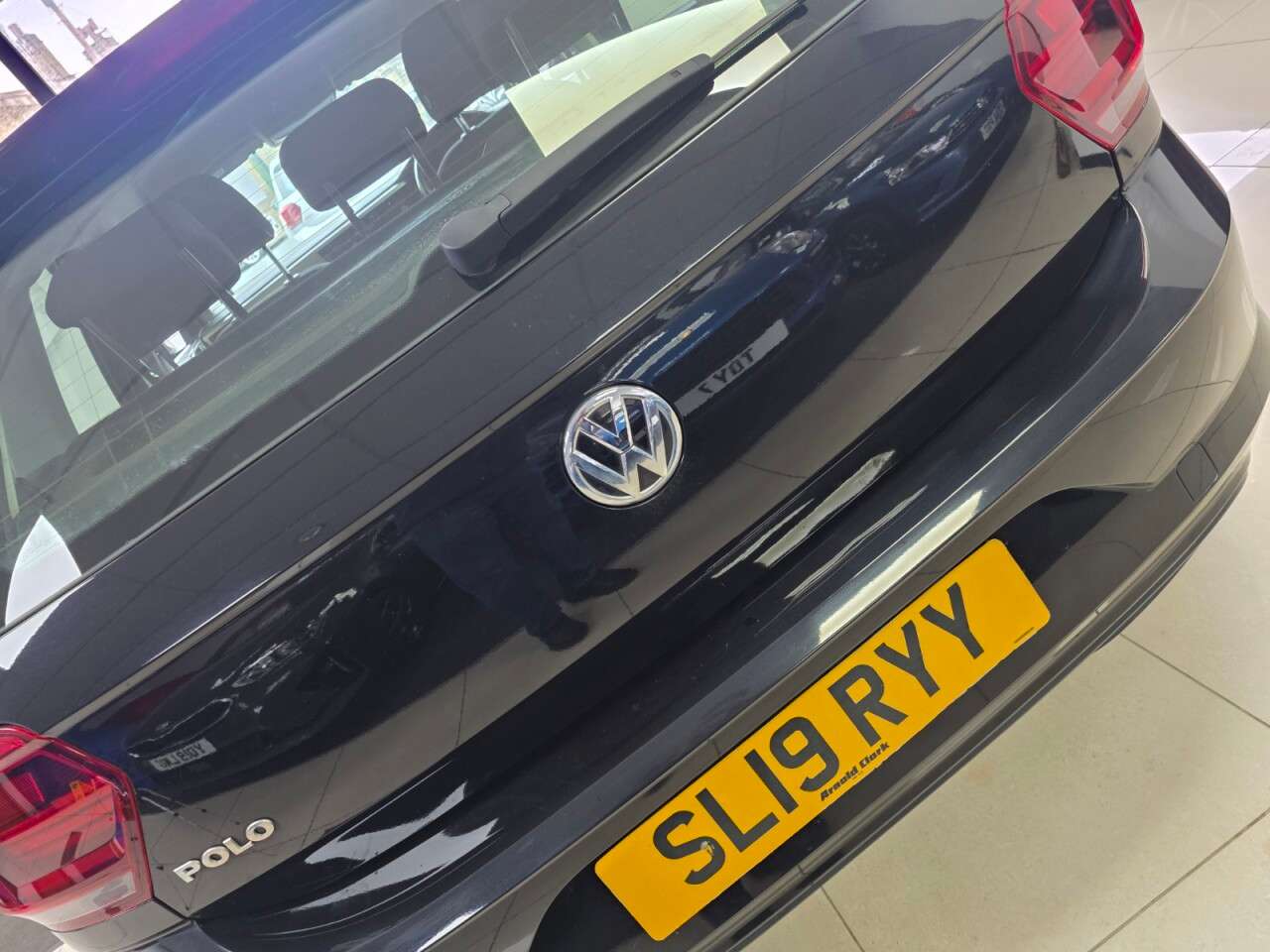 2019 VOLKSWAGEN POLO 2019 VOLKSWAGEN POLO