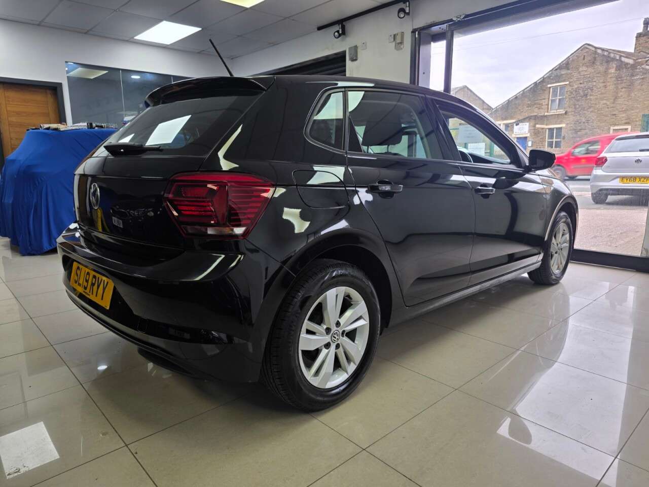 A 2019 VOLKSWAGEN POLO 1.0 EVO SE Hatchback 5dr Petrol Manual Euro 6 (s/s)LOW INSURANCE PART SERVI A 2019 VOLKSWAGEN POLO 1.0 EVO SE Hatchback 5dr Petrol Manual Euro 6 (s/s)LOW INSURANCE PART SERVI