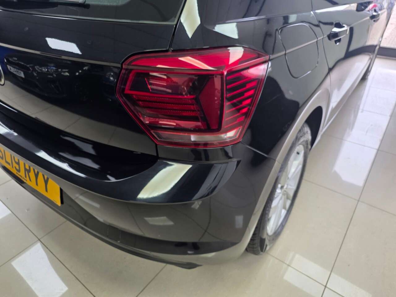 2019 VOLKSWAGEN POLO 2019 VOLKSWAGEN POLO