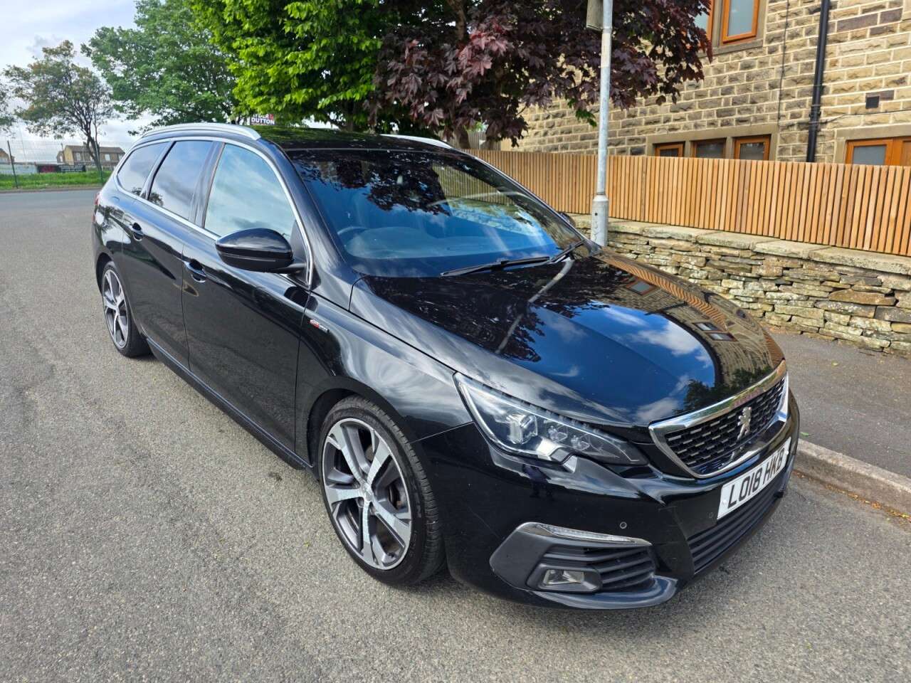 A 2018 PEUGEOT 308 SW 1.5 BlueHDi GT Line Estate 5dr Diesel Manual Euro 6 (s/s)+SERVICE HISTORY+P A 2018 PEUGEOT 308 SW 1.5 BlueHDi GT Line Estate 5dr Diesel Manual Euro 6 (s/s)+SERVICE HISTORY+P