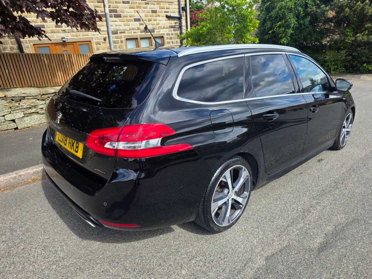 A 2018 PEUGEOT 308 SW 1.5 BlueHDi GT Line Estate 5dr Diesel Manual Euro 6 (s/s)+SERVICE HISTORY+P A 2018 PEUGEOT 308 SW 1.5 BlueHDi GT Line Estate 5dr Diesel Manual Euro 6 (s/s)+SERVICE HISTORY+P