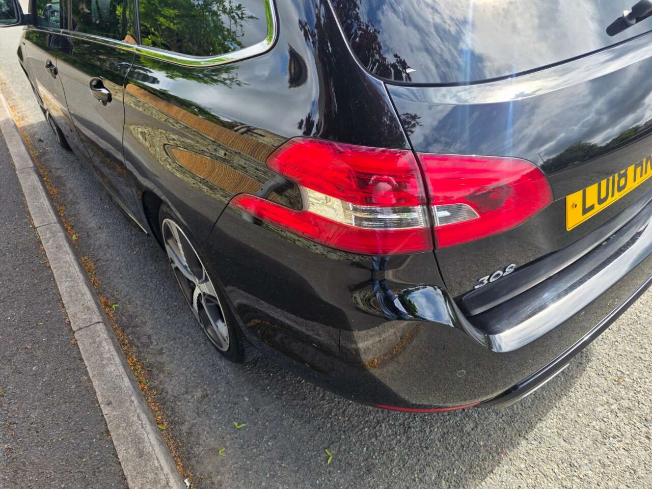 2018 PEUGEOT 308 SW 2018 PEUGEOT 308 SW