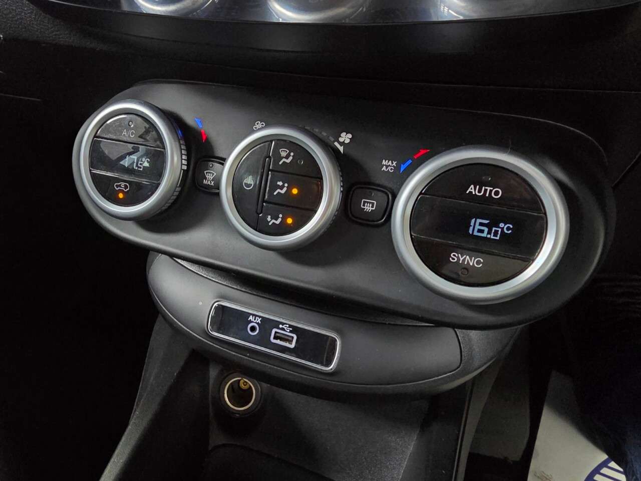 2017 FIAT 500X 2017 FIAT 500X