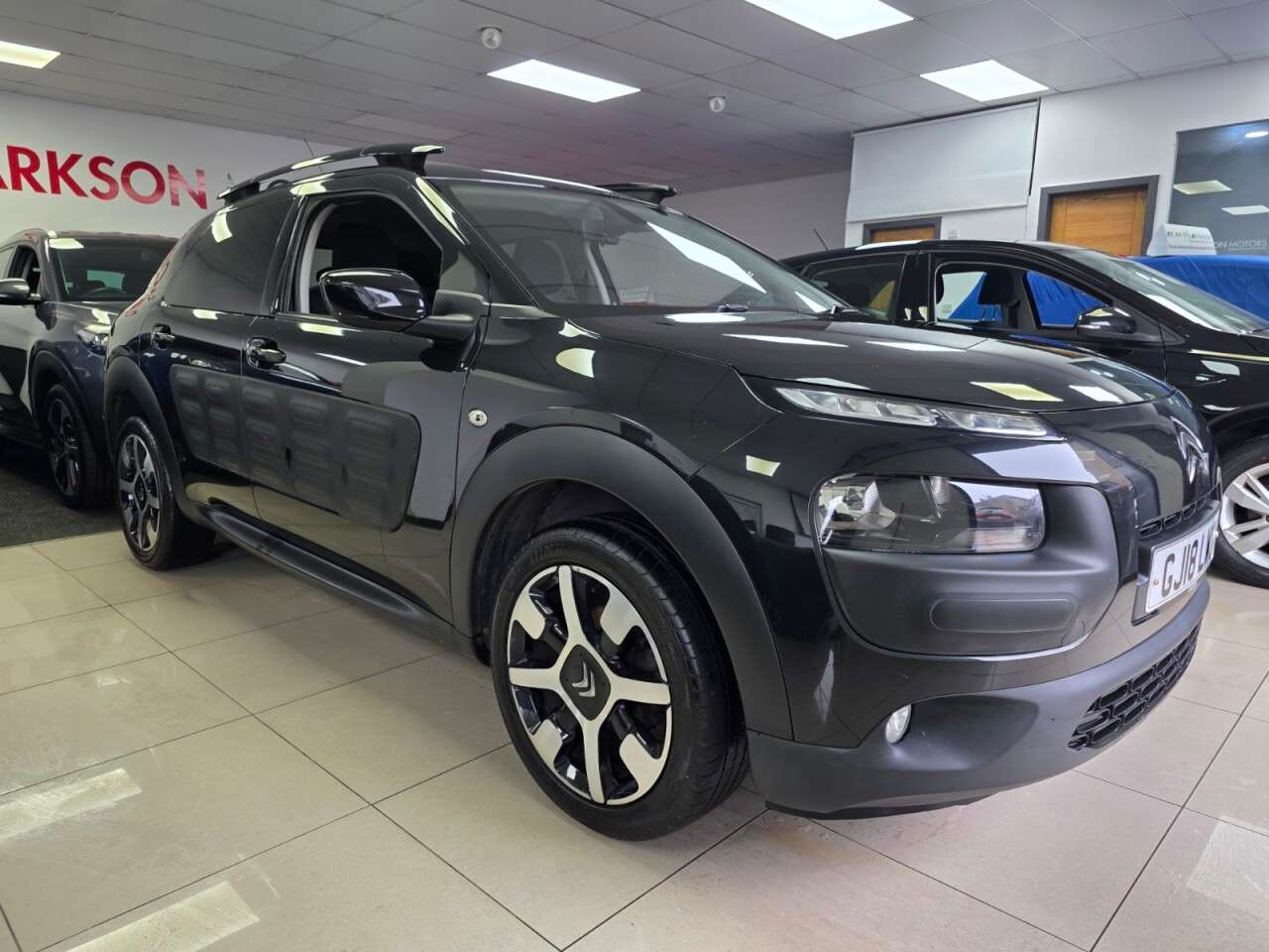 A 2018 CITROEN C4 CACTUS 1.6 BlueHDi Flair Hatchback 5dr Diesel Manual Euro 6+JUST BEEN SERVICE MOT A 2018 CITROEN C4 CACTUS 1.6 BlueHDi Flair Hatchback 5dr Diesel Manual Euro 6+JUST BEEN SERVICE MOT