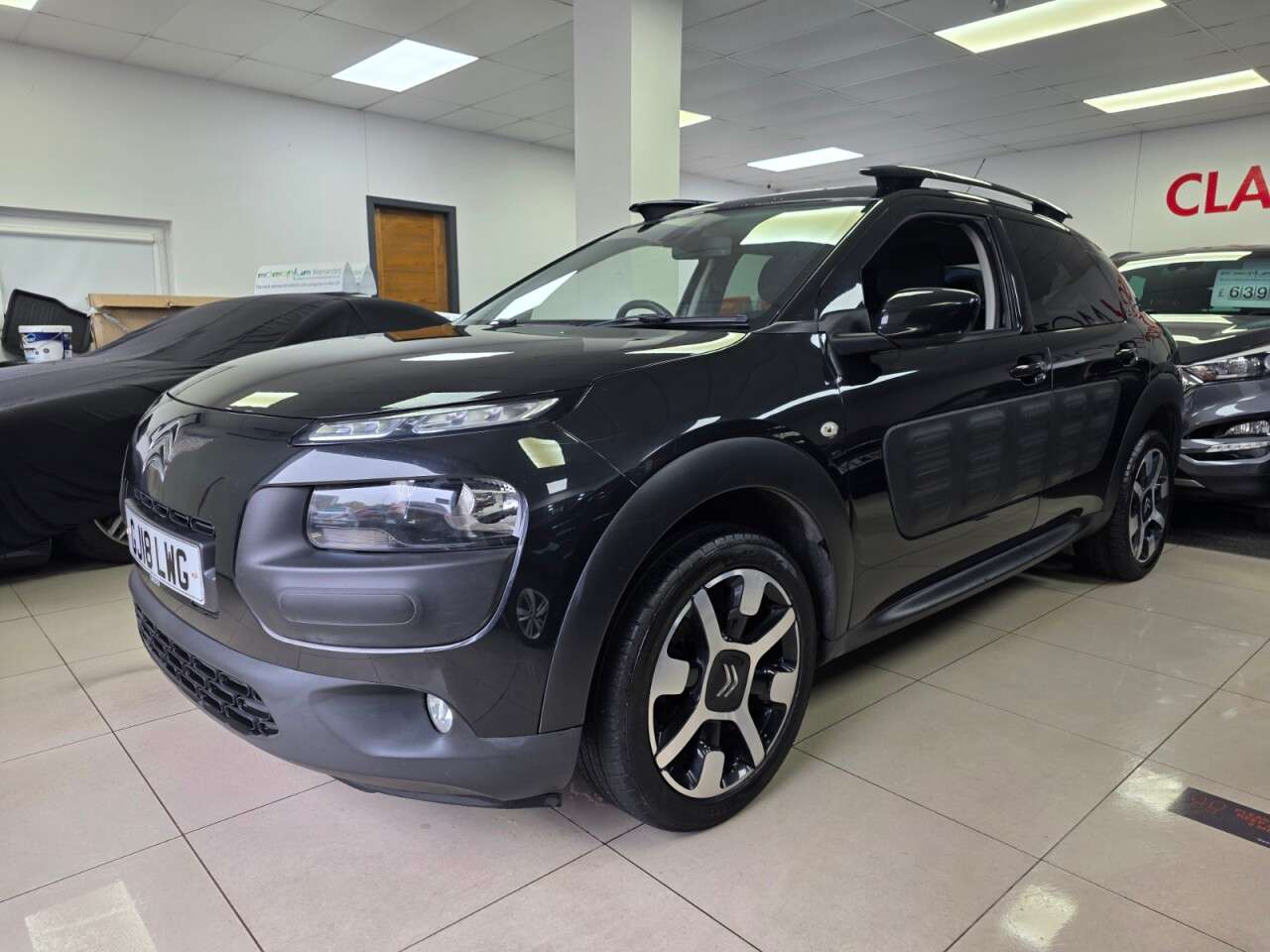 A 2018 CITROEN C4 CACTUS 1.6 BlueHDi Flair Hatchback 5dr Diesel Manual Euro 6+JUST BEEN SERVICE MOT A 2018 CITROEN C4 CACTUS 1.6 BlueHDi Flair Hatchback 5dr Diesel Manual Euro 6+JUST BEEN SERVICE MOT