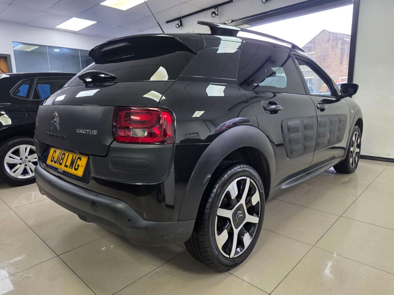 A 2018 CITROEN C4 CACTUS 1.6 BlueHDi Flair Hatchback 5dr Diesel Manual Euro 6+JUST BEEN SERVICE MOT A 2018 CITROEN C4 CACTUS 1.6 BlueHDi Flair Hatchback 5dr Diesel Manual Euro 6+JUST BEEN SERVICE MOT