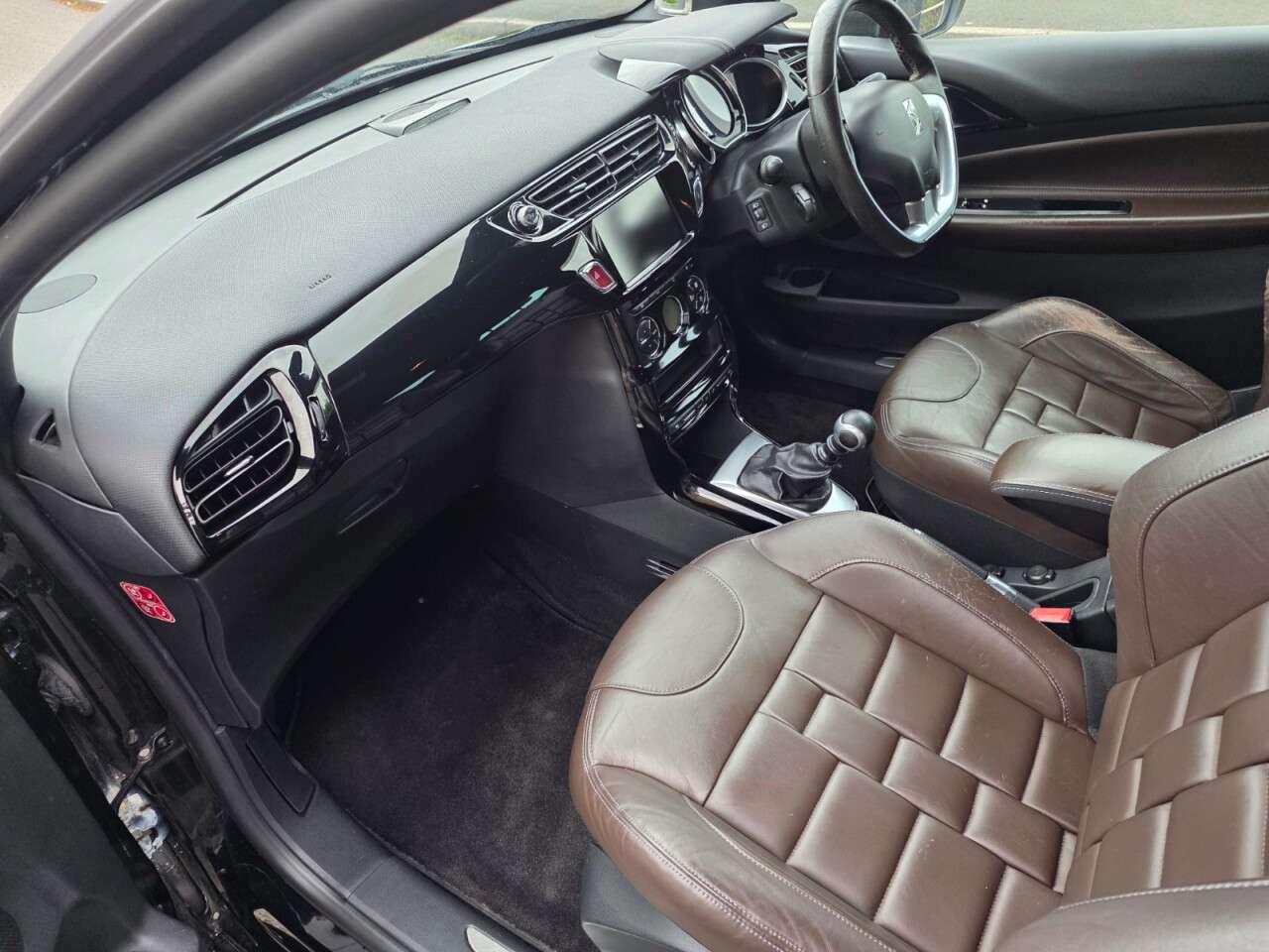 2016 DS AUTOMOBILES DS 3 2016 DS AUTOMOBILES DS 3
