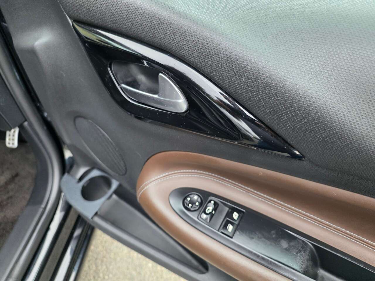 2016 DS AUTOMOBILES DS 3 2016 DS AUTOMOBILES DS 3