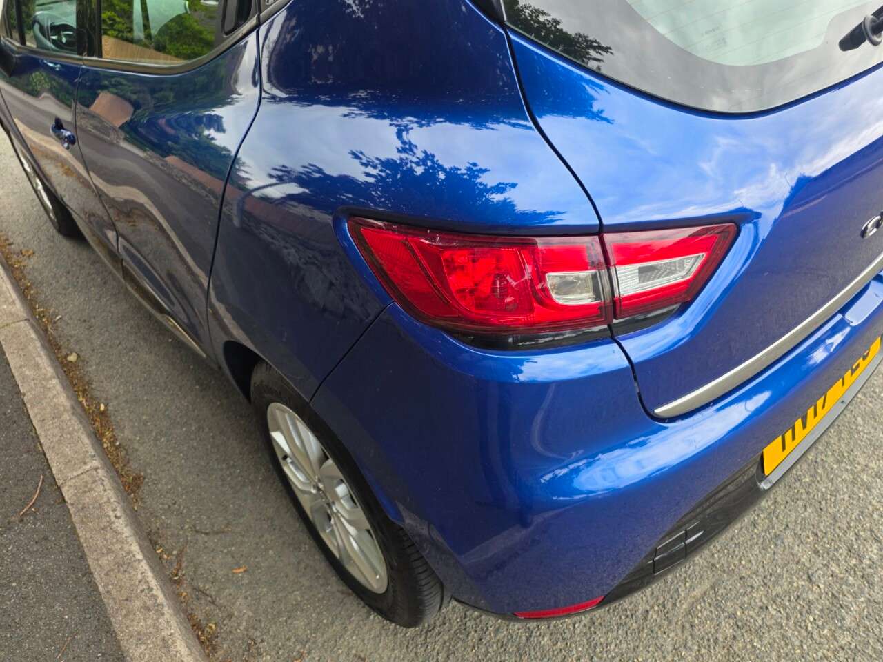2017 RENAULT CLIO 2017 RENAULT CLIO