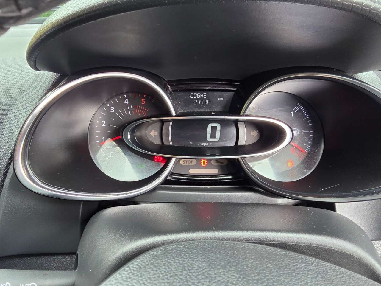 2017 RENAULT CLIO 2017 RENAULT CLIO