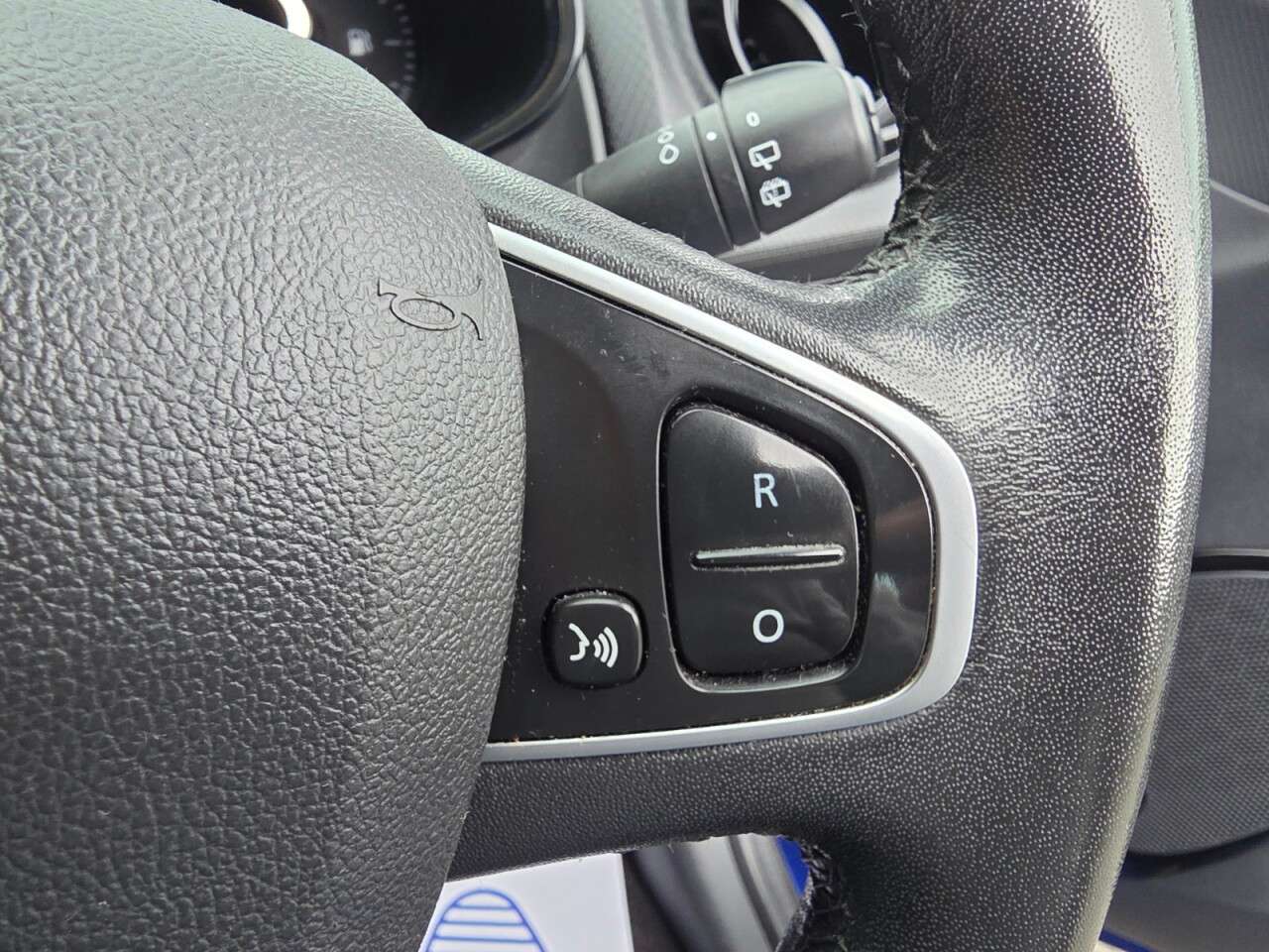 2017 RENAULT CLIO 2017 RENAULT CLIO