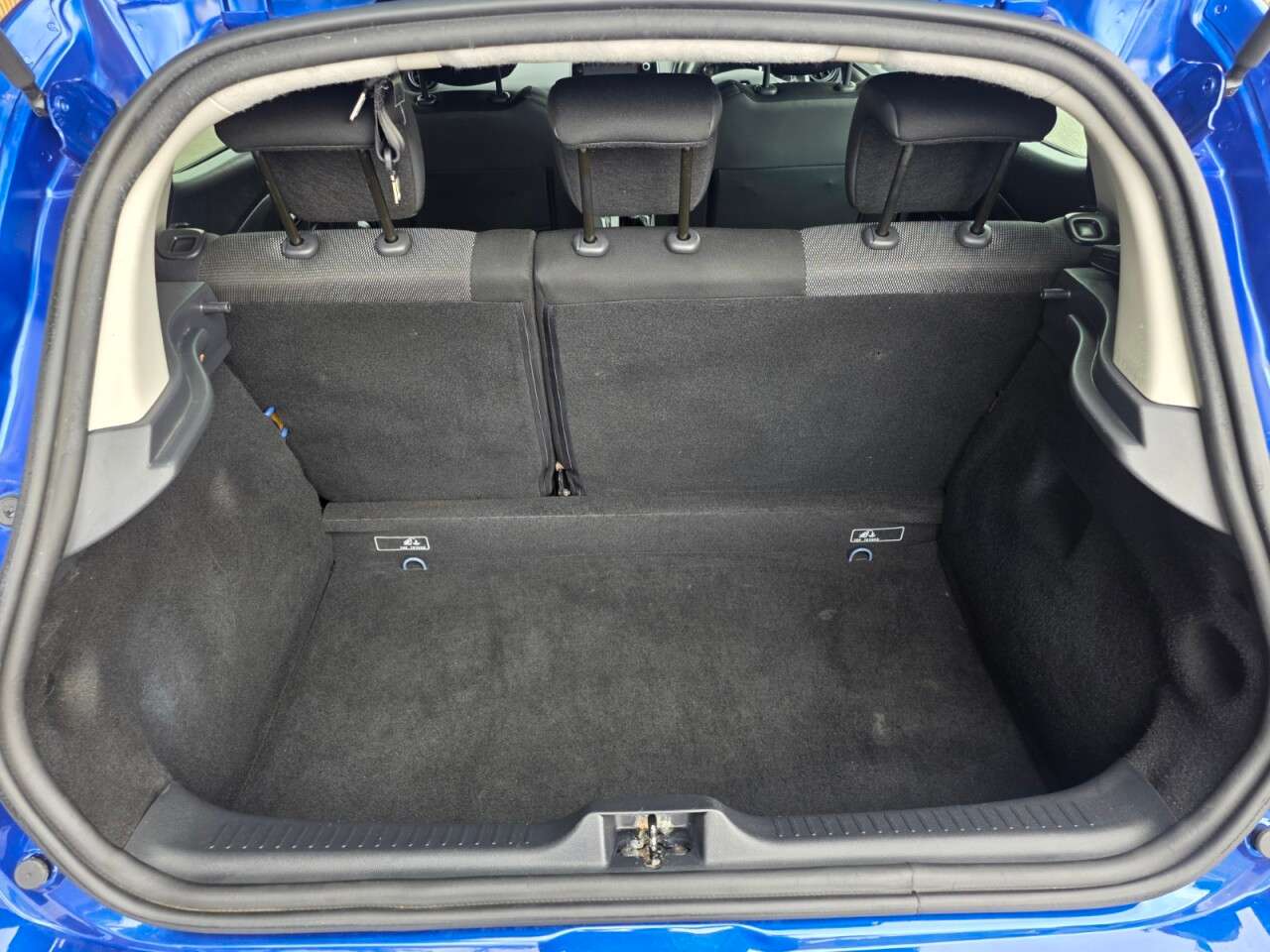 2017 RENAULT CLIO 2017 RENAULT CLIO