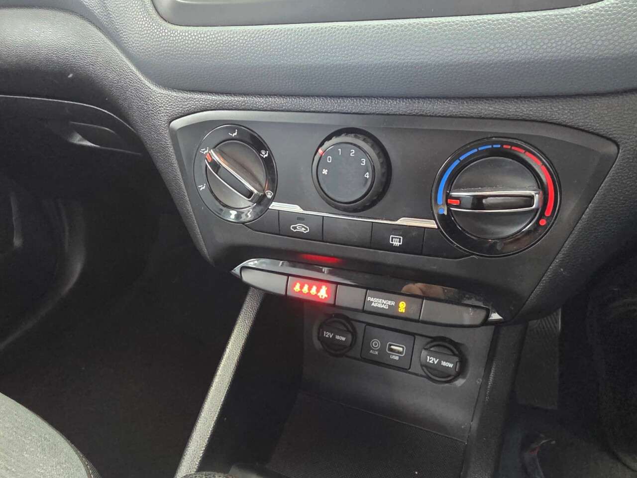 2016 HYUNDAI I20 2016 HYUNDAI I20