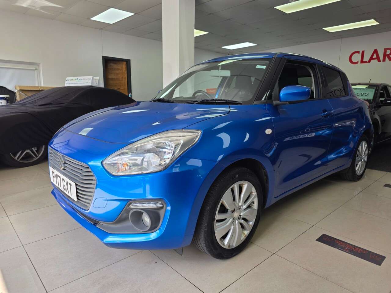 A 2017 SUZUKI SWIFT 1.0 Boosterjet SZ-T Hatchback 5dr Petrol Manual Euro 6+SERVICE HISTORY+JUST A 2017 SUZUKI SWIFT 1.0 Boosterjet SZ-T Hatchback 5dr Petrol Manual Euro 6+SERVICE HISTORY+JUST