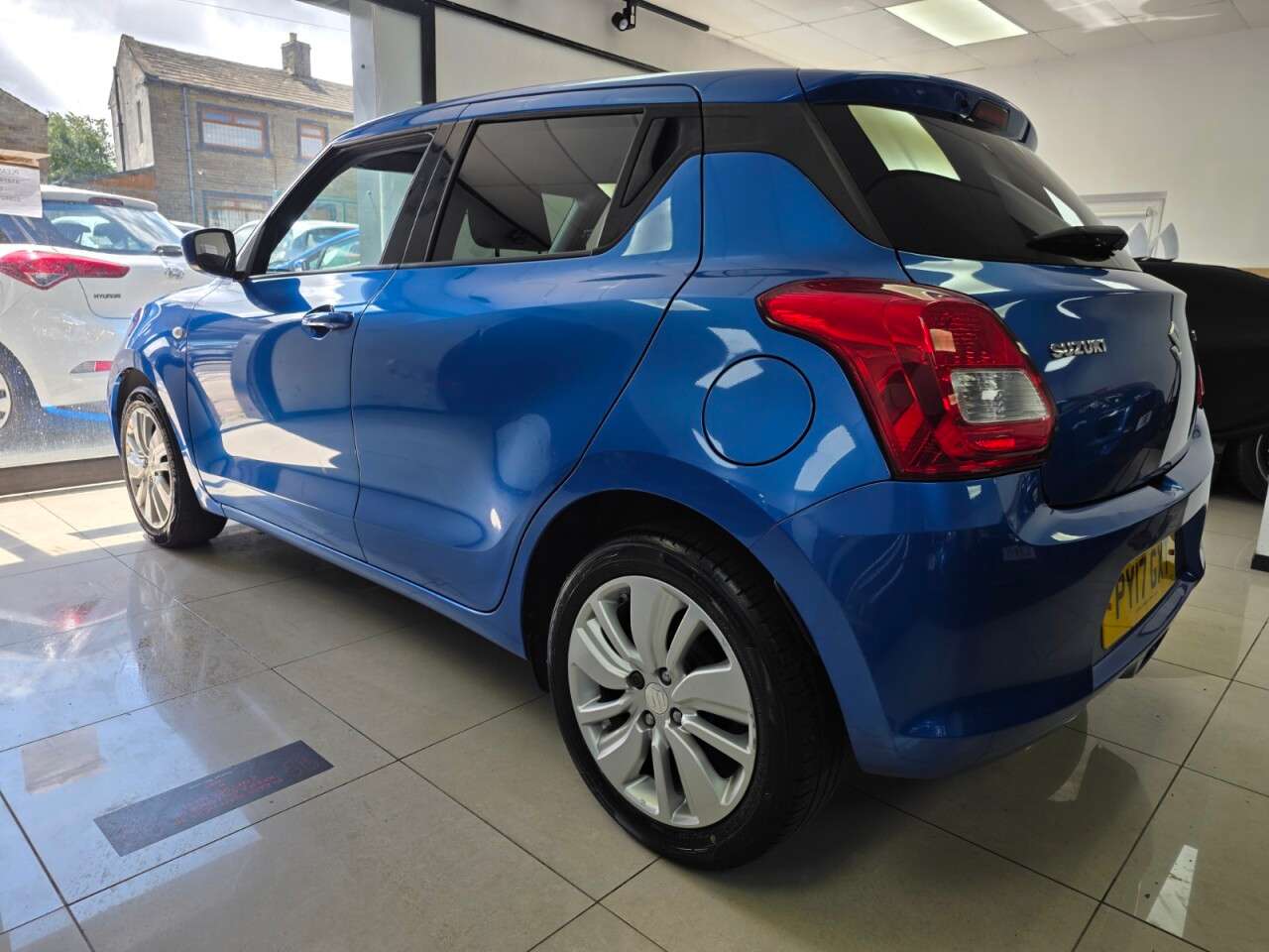 A 2017 SUZUKI SWIFT 1.0 Boosterjet SZ-T Hatchback 5dr Petrol Manual Euro 6+SERVICE HISTORY+JUST A 2017 SUZUKI SWIFT 1.0 Boosterjet SZ-T Hatchback 5dr Petrol Manual Euro 6+SERVICE HISTORY+JUST