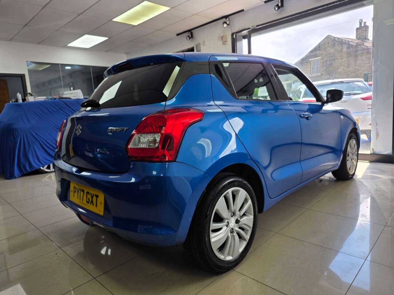 A 2017 SUZUKI SWIFT 1.0 Boosterjet SZ-T Hatchback 5dr Petrol Manual Euro 6+SERVICE HISTORY+JUST A 2017 SUZUKI SWIFT 1.0 Boosterjet SZ-T Hatchback 5dr Petrol Manual Euro 6+SERVICE HISTORY+JUST