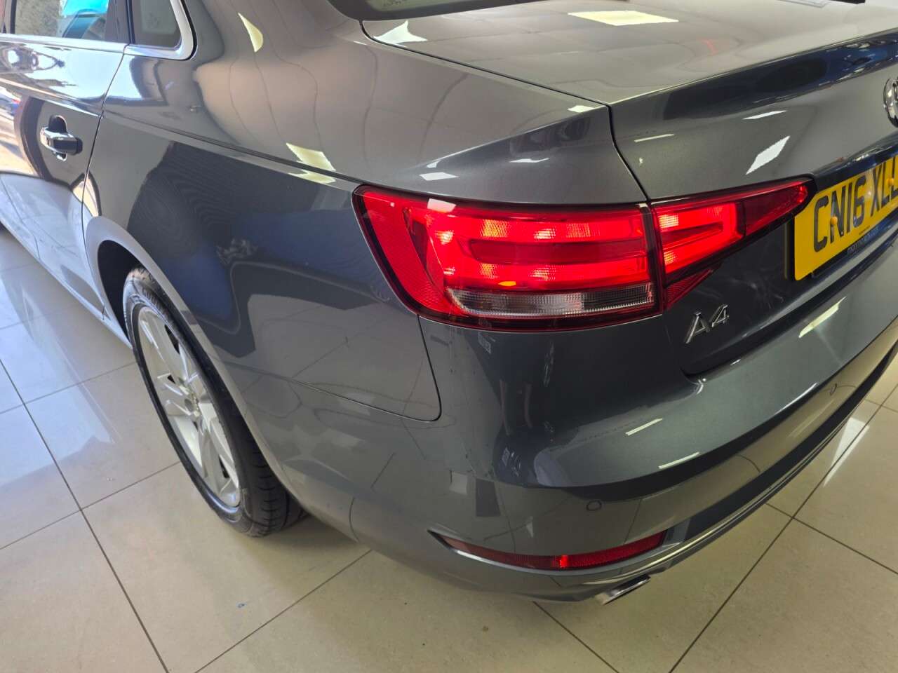 2016 AUDI A4 2016 AUDI A4