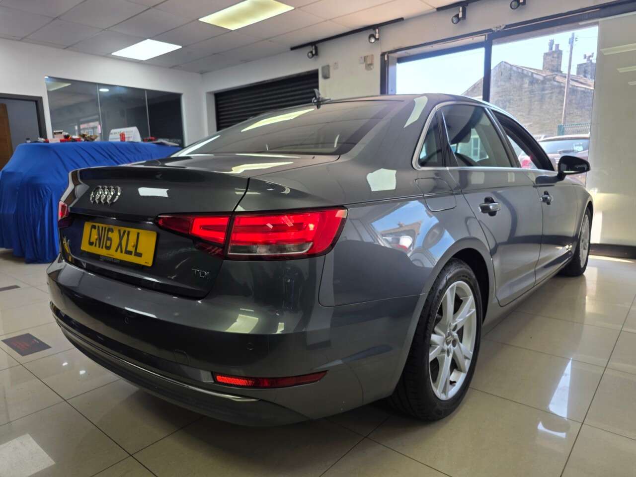 A 2016 AUDI A4 2.0 TDI ultra SE Saloon 4dr Diesel Manual Euro 6 (s/s)SERVICE HISTORY+CAMBE A 2016 AUDI A4 2.0 TDI ultra SE Saloon 4dr Diesel Manual Euro 6 (s/s)SERVICE HISTORY+CAMBE
