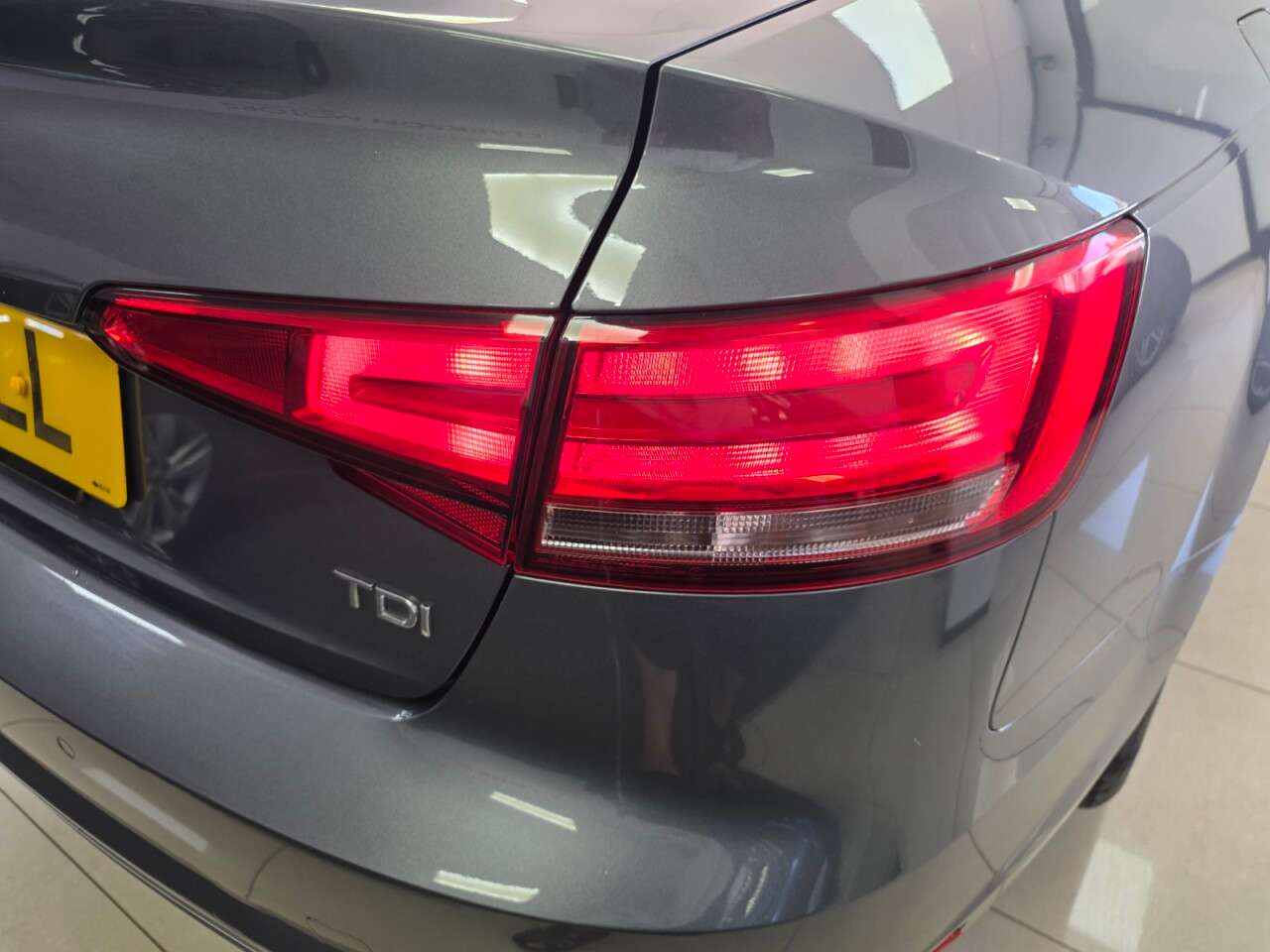 2016 AUDI A4 2016 AUDI A4