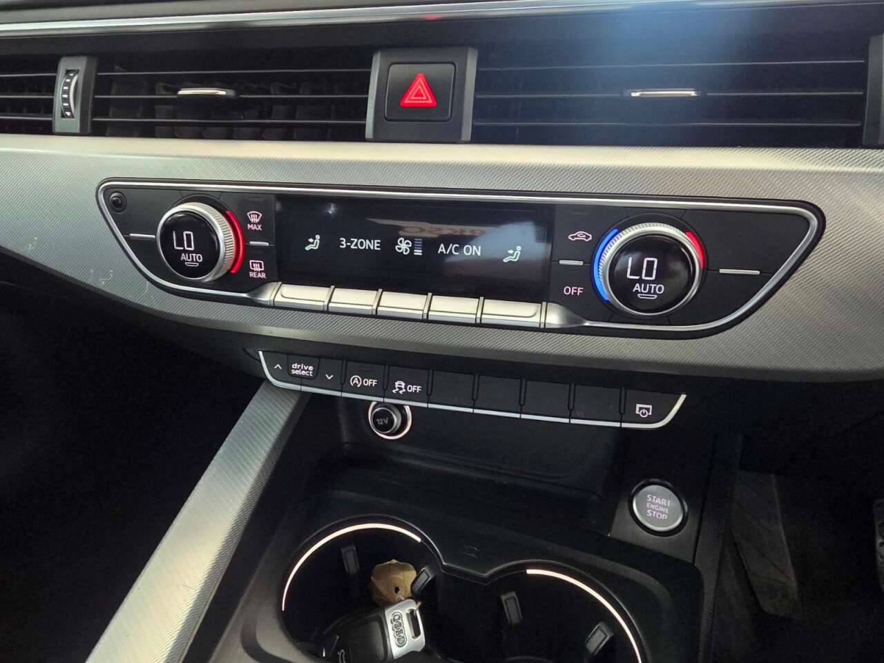 2016 AUDI A4 2016 AUDI A4