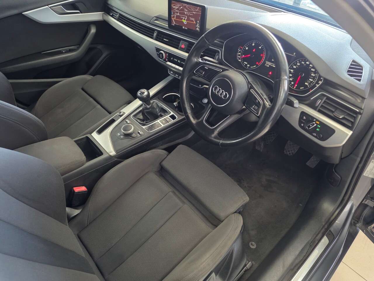 2016 AUDI A4 2016 AUDI A4