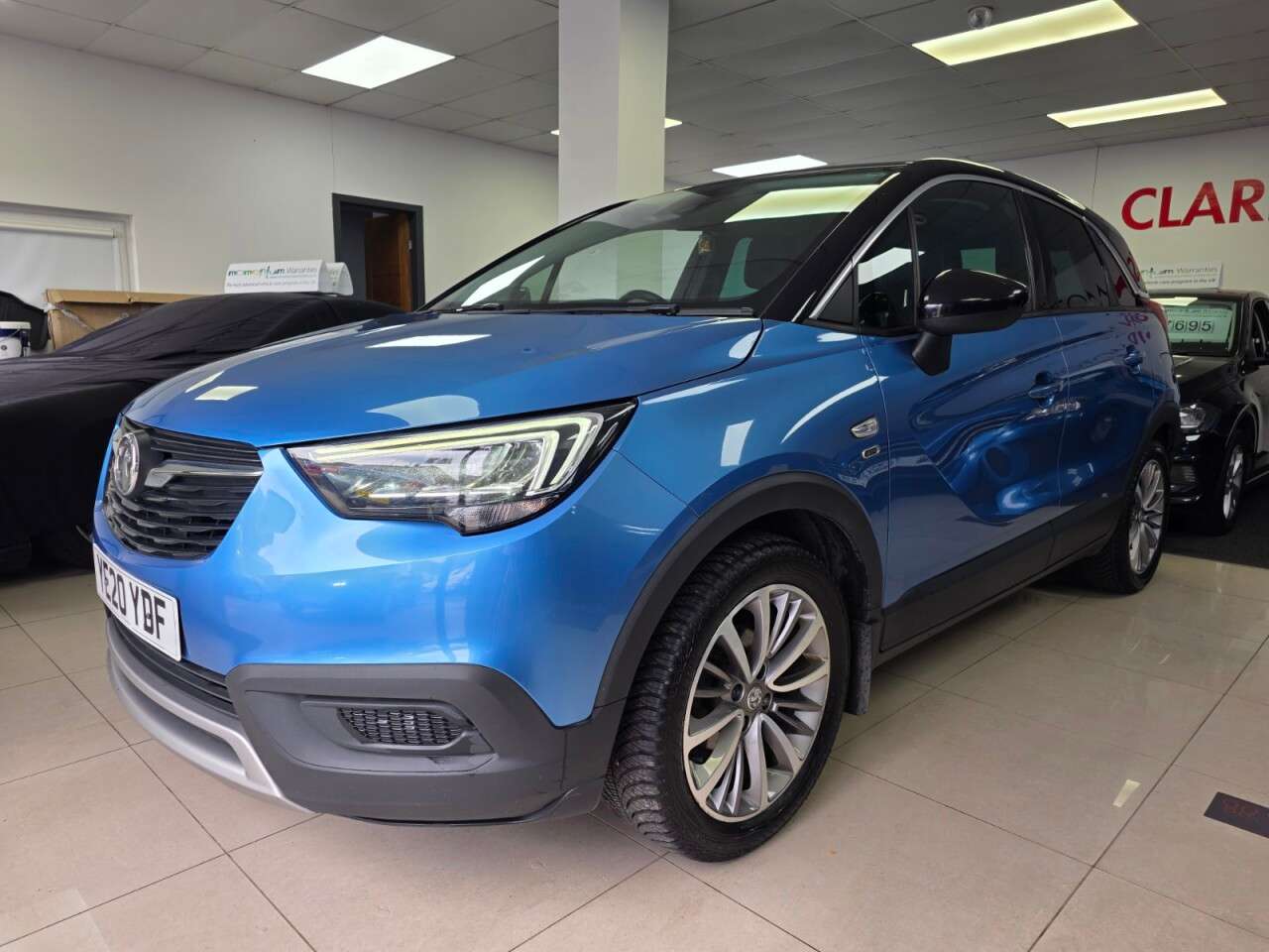 A 2020 VAUXHALL CROSSLAND X 1.2 Griffin SUV 5dr Petrol Manual Euro 6 (s/s)+SERVICE HISTORY+NEW CLUCH KI A 2020 VAUXHALL CROSSLAND X 1.2 Griffin SUV 5dr Petrol Manual Euro 6 (s/s)+SERVICE HISTORY+NEW CLUCH KI