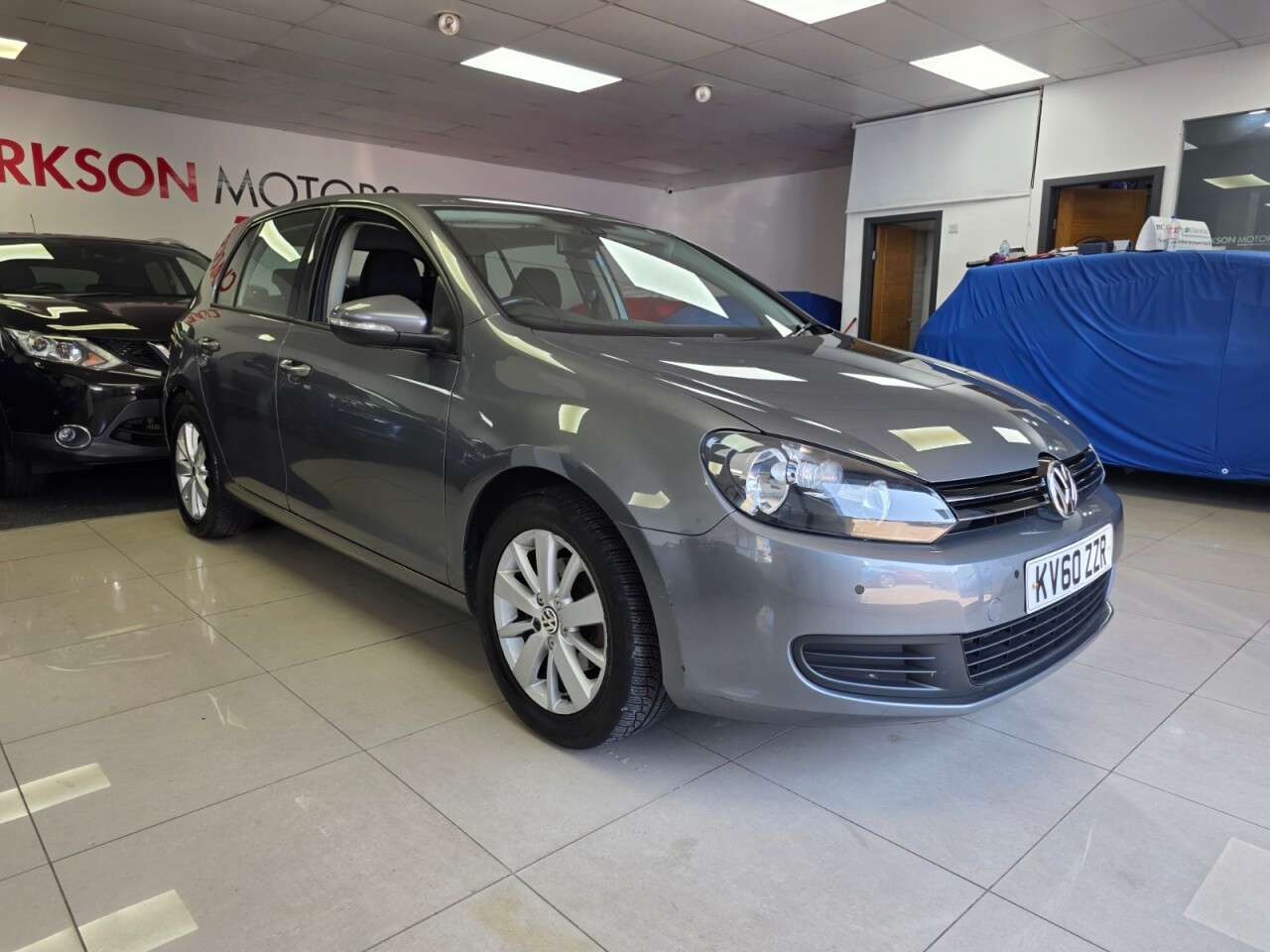 A 2010 VOLKSWAGEN GOLF 1.6 TDI SE Hatchback 5dr Diesel DSG+10 SERVICE STAMPS+CAMBELT WATER PUMP DO A 2010 VOLKSWAGEN GOLF 1.6 TDI SE Hatchback 5dr Diesel DSG+10 SERVICE STAMPS+CAMBELT WATER PUMP DO