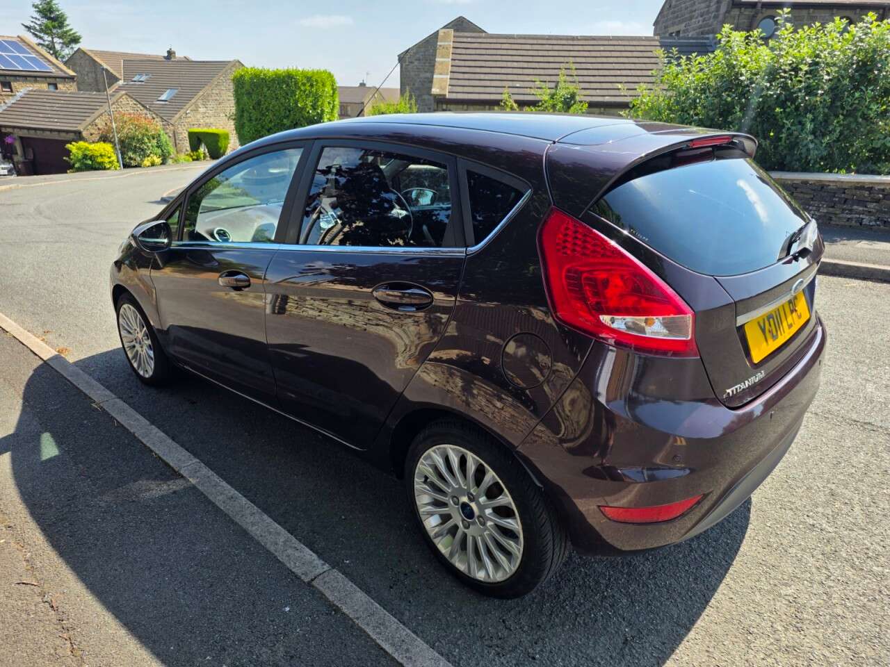 A 2011 FORD FIESTA 1.4 Titanium Hatchback 5dr Petrol Manual+LOW MILES+SERVICE HISTORY 14 STAMP A 2011 FORD FIESTA 1.4 Titanium Hatchback 5dr Petrol Manual+LOW MILES+SERVICE HISTORY 14 STAMP