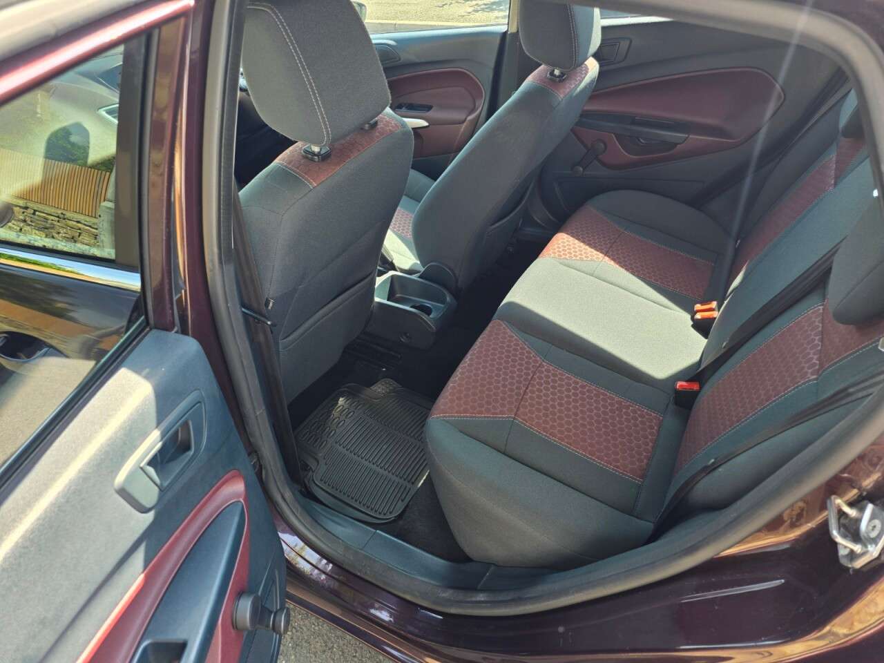 2011 FORD FIESTA 2011 FORD FIESTA