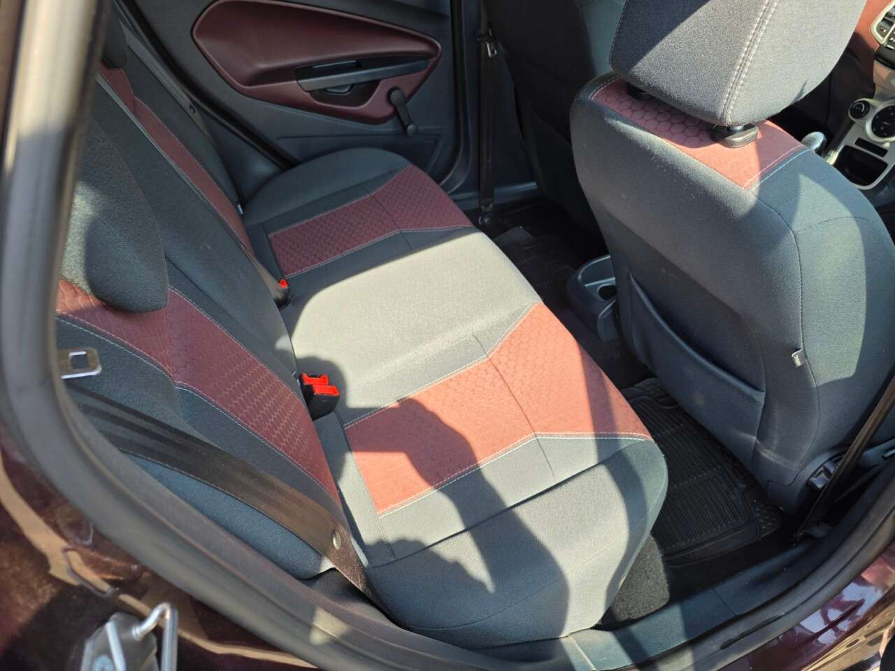 2011 FORD FIESTA 2011 FORD FIESTA