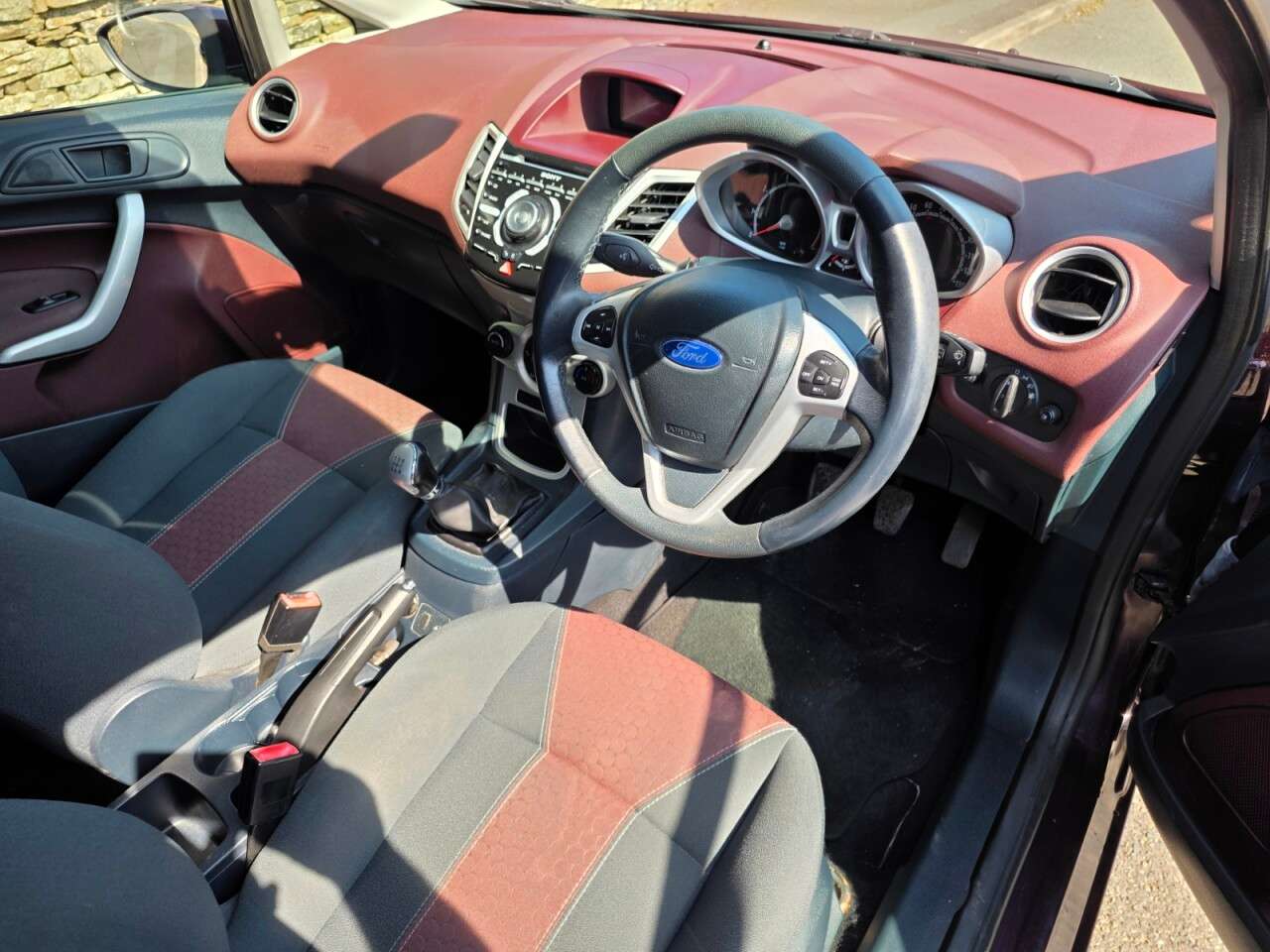 2011 FORD FIESTA 2011 FORD FIESTA