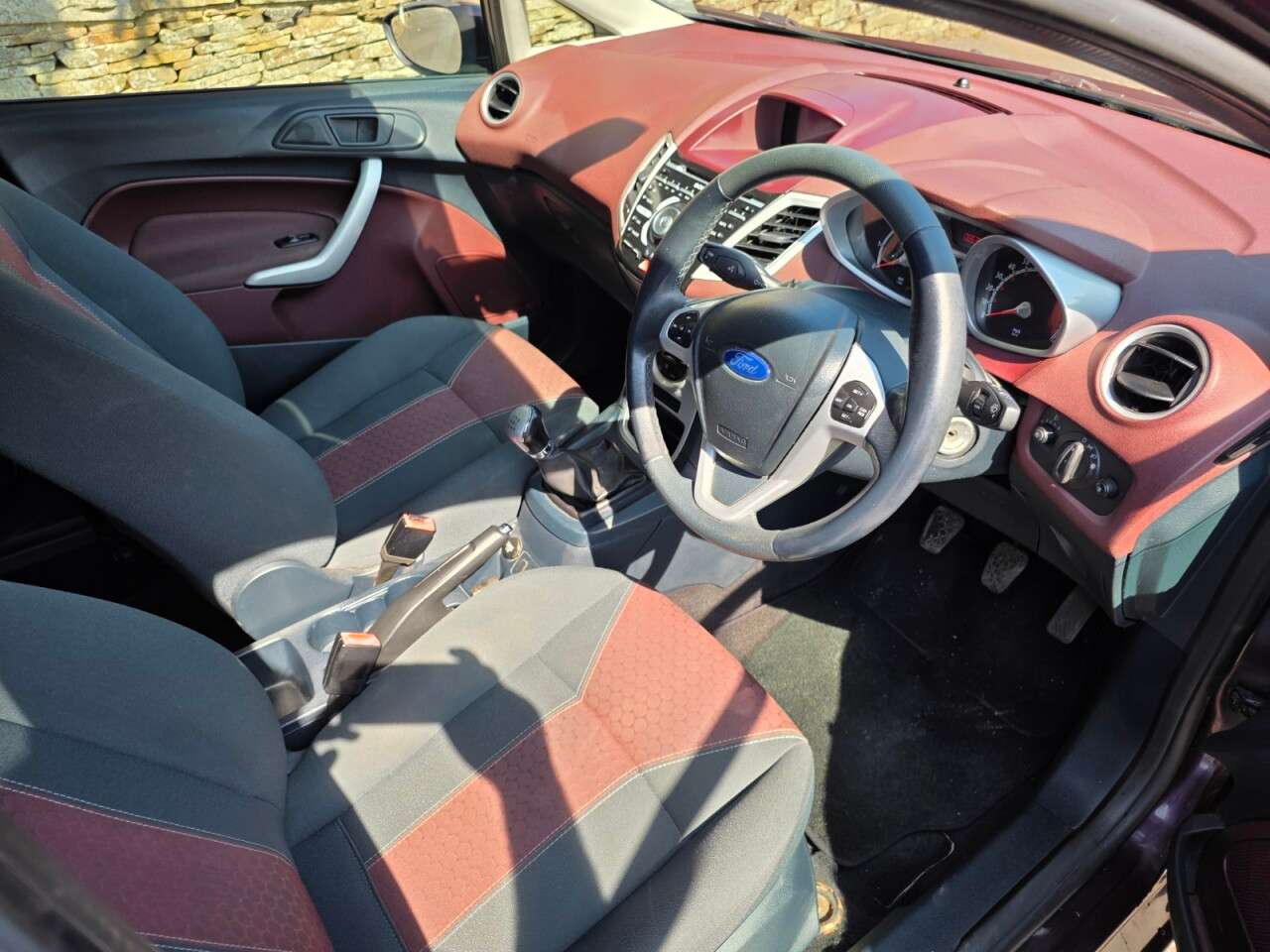 2011 FORD FIESTA 2011 FORD FIESTA