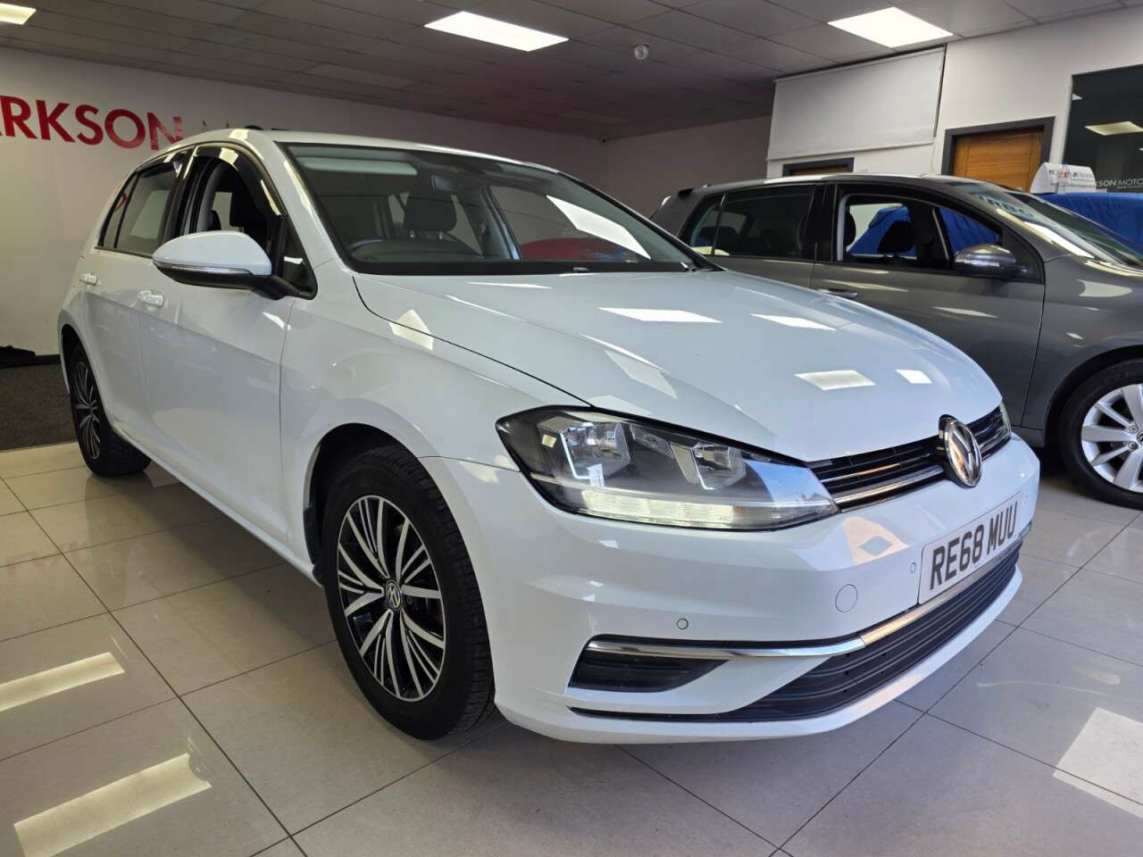A 2018 VOLKSWAGEN GOLF 1.6 TDI SE Nav Hatchback 5dr Diesel Manual Euro 6+SERVICE HISTORY+CAMBELT/W A 2018 VOLKSWAGEN GOLF 1.6 TDI SE Nav Hatchback 5dr Diesel Manual Euro 6+SERVICE HISTORY+CAMBELT/W