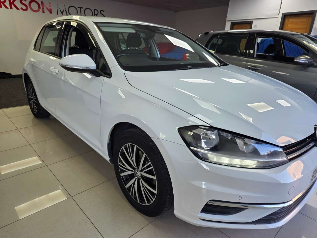 A 2018 VOLKSWAGEN GOLF 1.6 TDI SE Nav Hatchback 5dr Diesel Manual Euro 6+SERVICE HISTORY+CAMBELT/W A 2018 VOLKSWAGEN GOLF 1.6 TDI SE Nav Hatchback 5dr Diesel Manual Euro 6+SERVICE HISTORY+CAMBELT/W