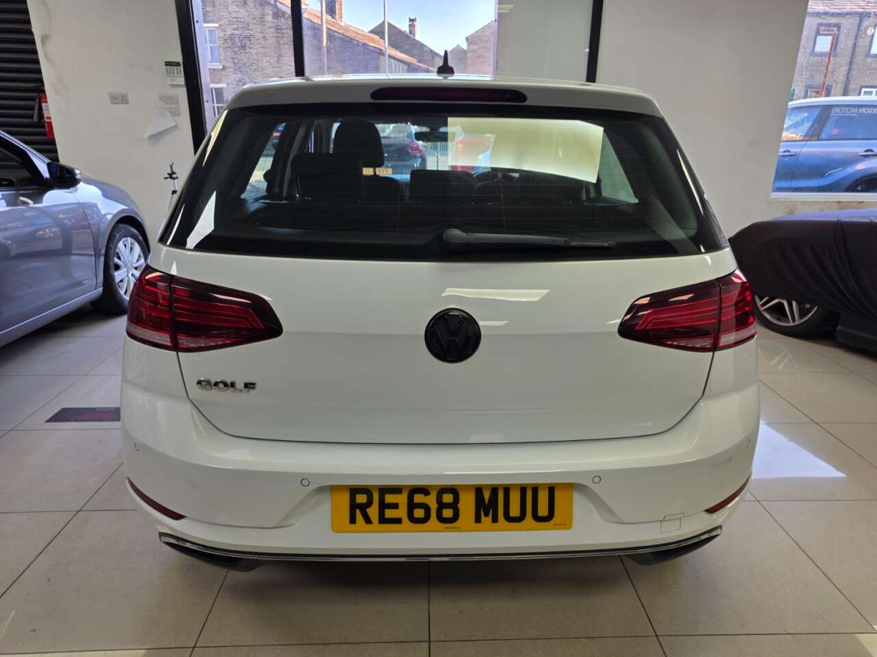 2018 VOLKSWAGEN GOLF 2018 VOLKSWAGEN GOLF