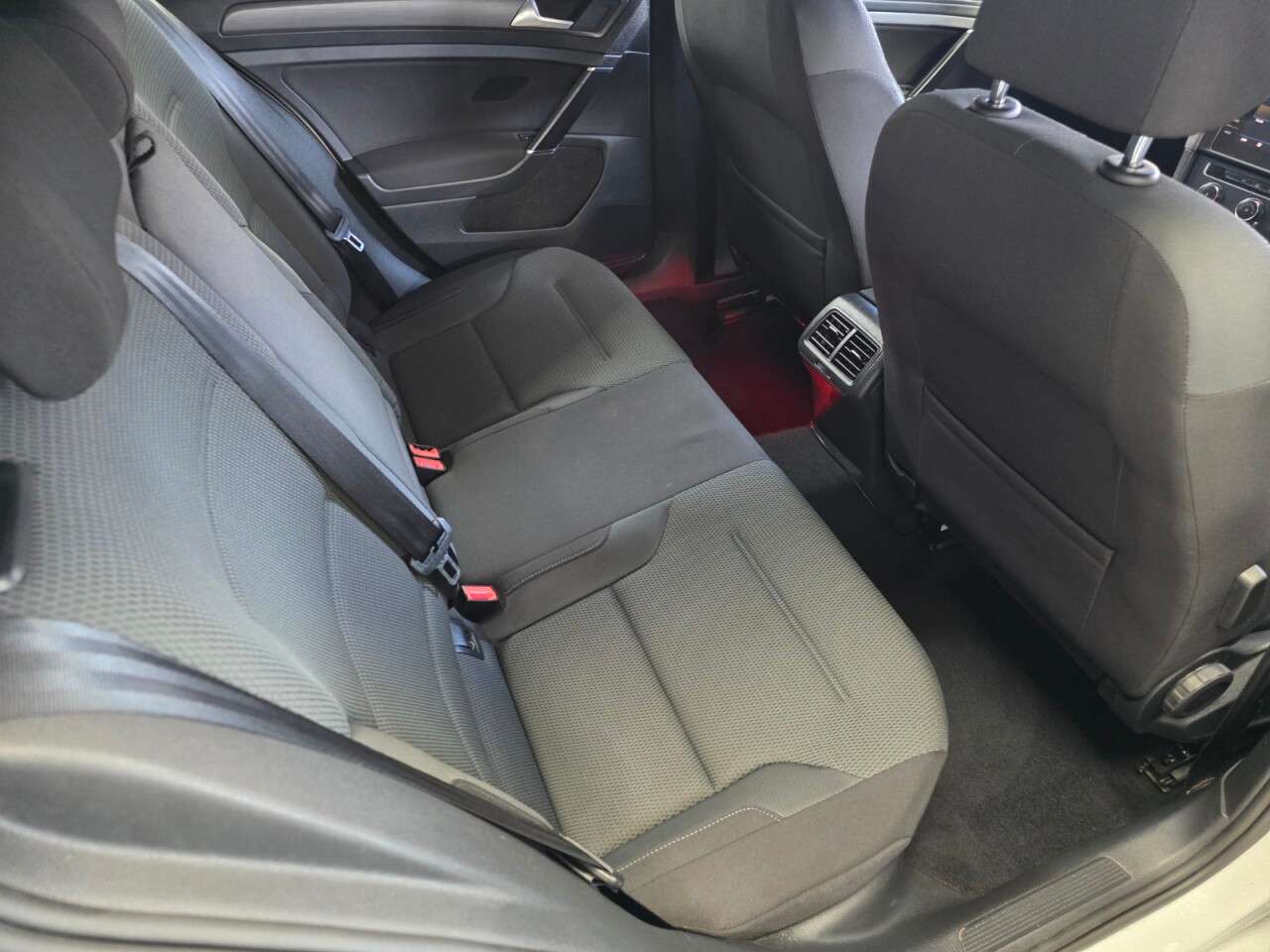 2018 VOLKSWAGEN GOLF 2018 VOLKSWAGEN GOLF
