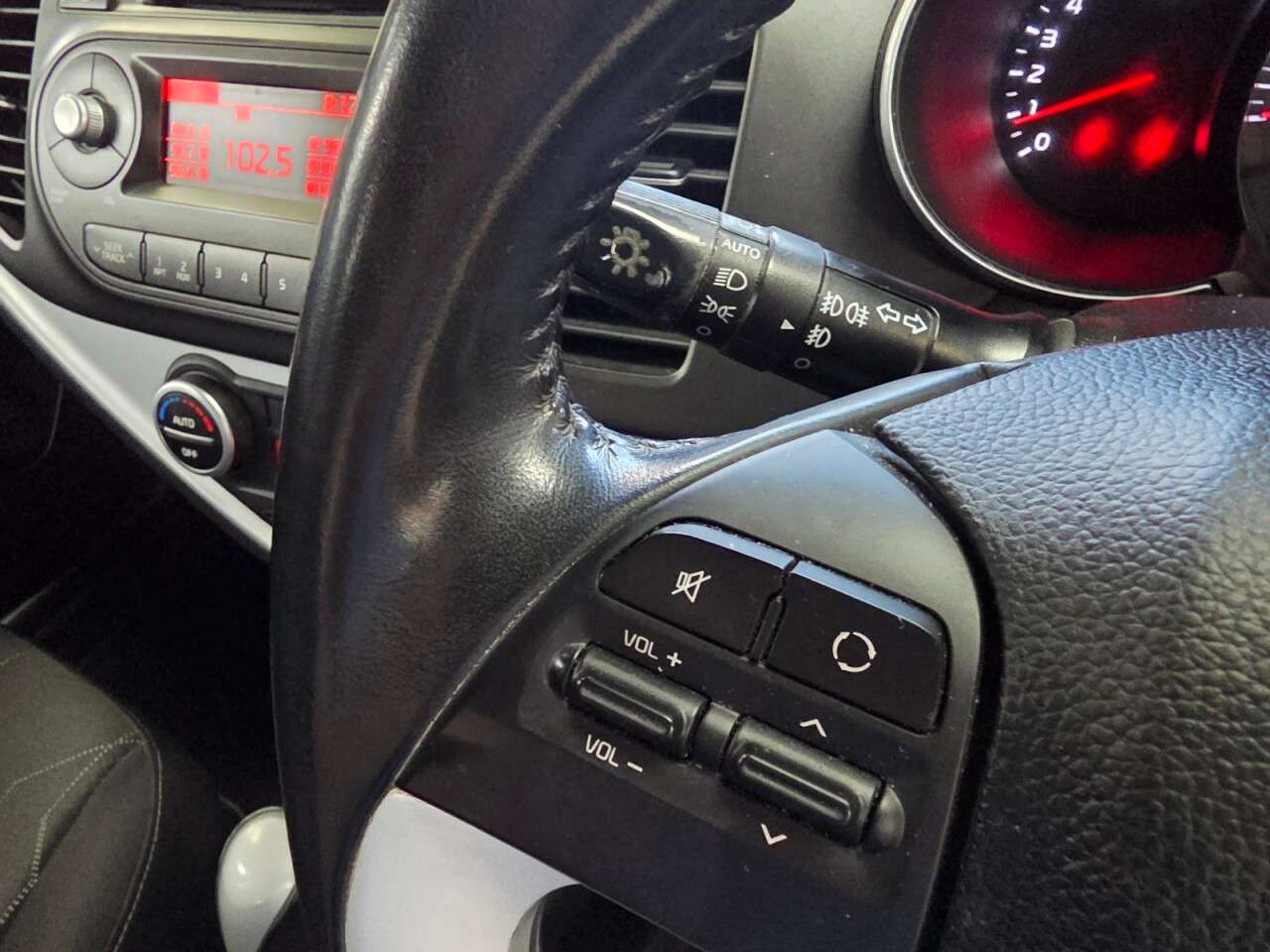 2016 KIA PICANTO HATCHBACK 2016 KIA PICANTO HATCHBACK